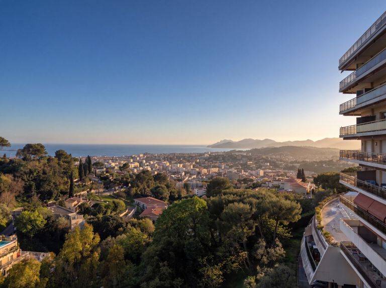appartement de luxe 4 Pièces en vente sur LE CANNET (06110)