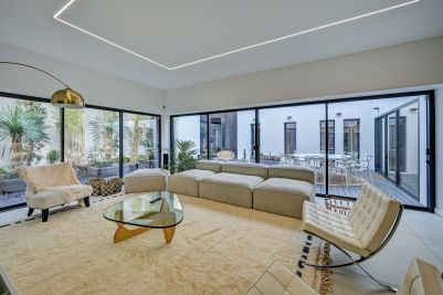 Sale Luxury house Aix-en-Provence 6&nbsp;Rooms 225&nbsp;m²
