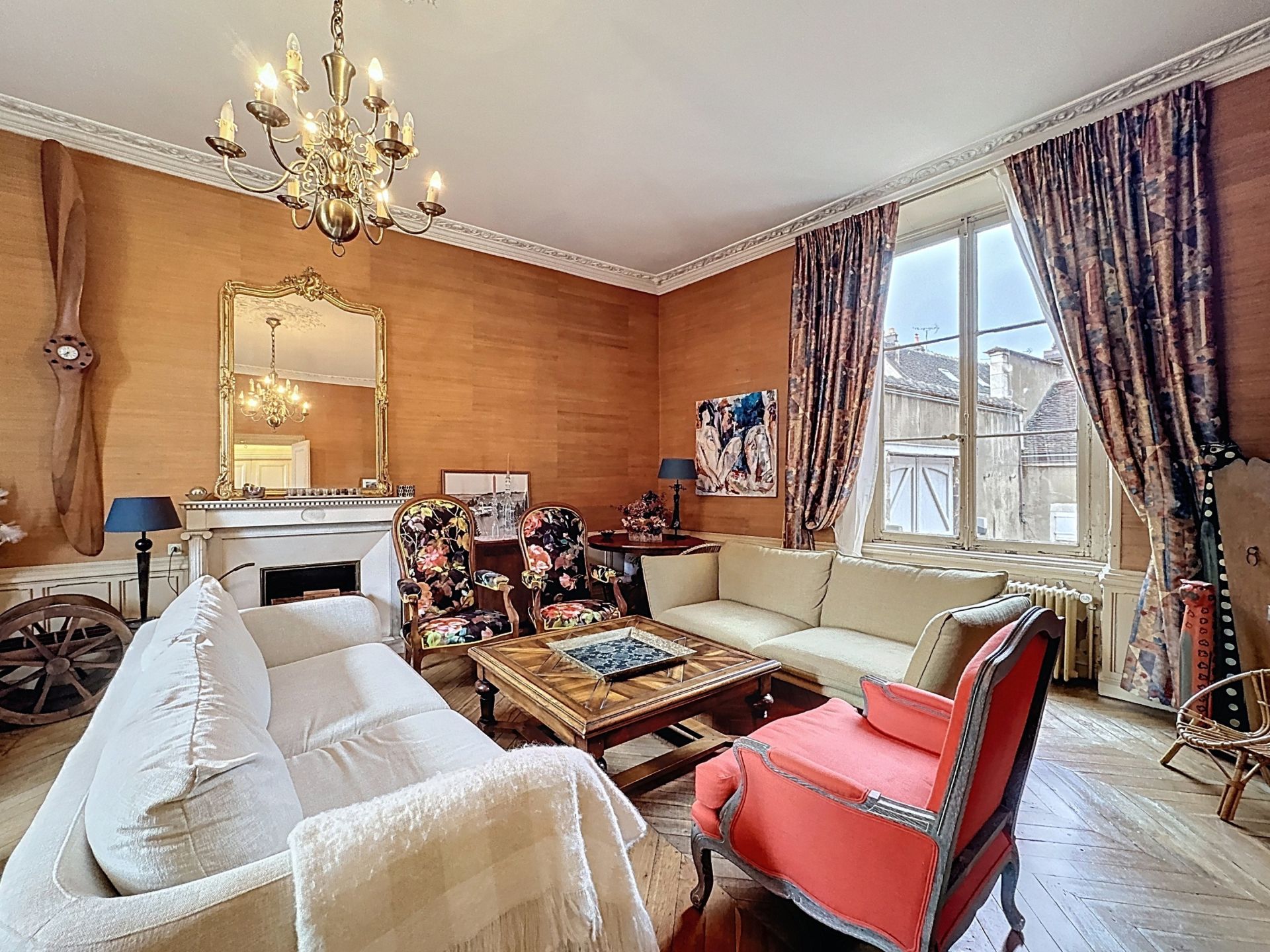 luxury house 6 Rooms for sale on AUXERRE (89000)