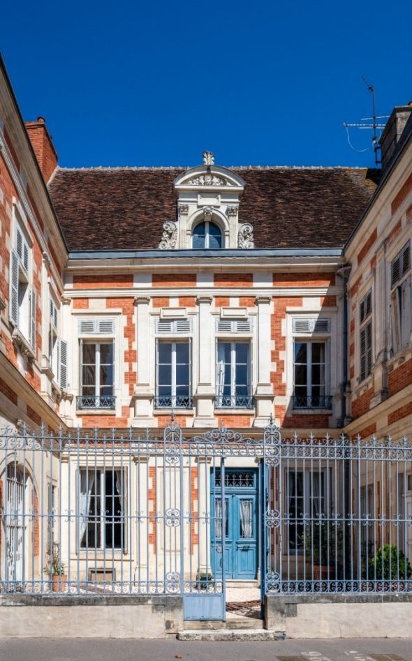 Sale Luxury house Auxerre 6&nbsp;Rooms 400&nbsp;m²