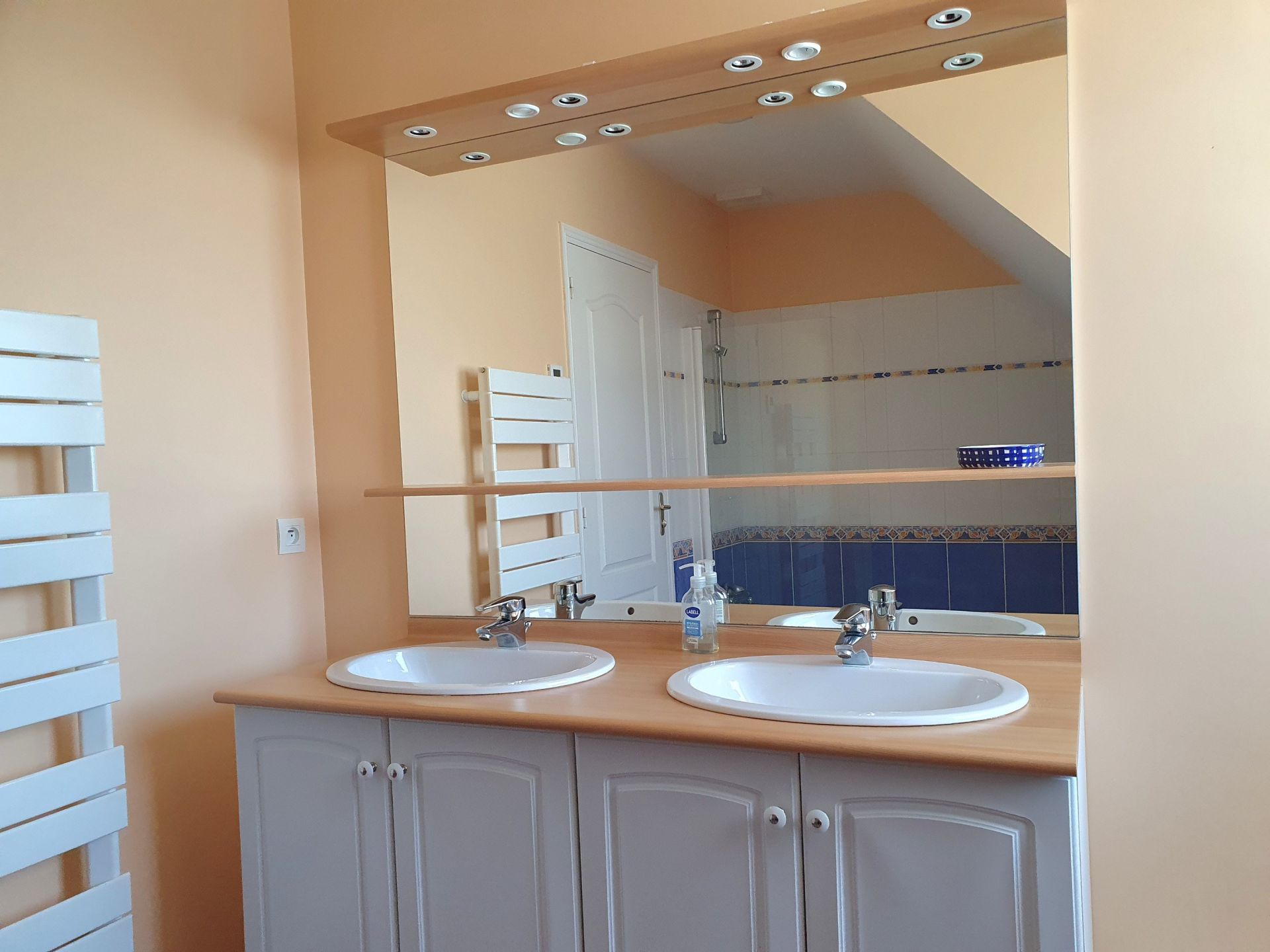 luxury house 6 Rooms for sale on ARZON (56640)