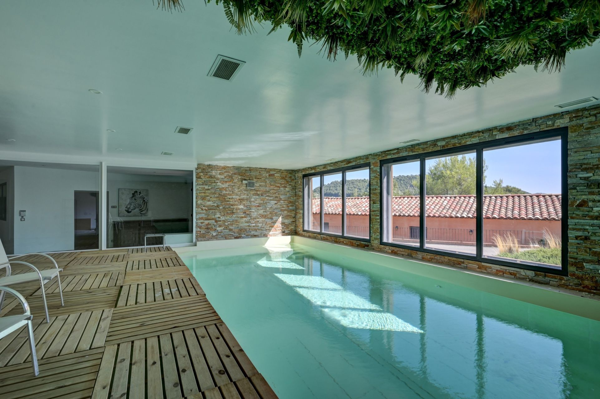 luxury house 8 Rooms for rent on LA CADIERE D AZUR (83740)