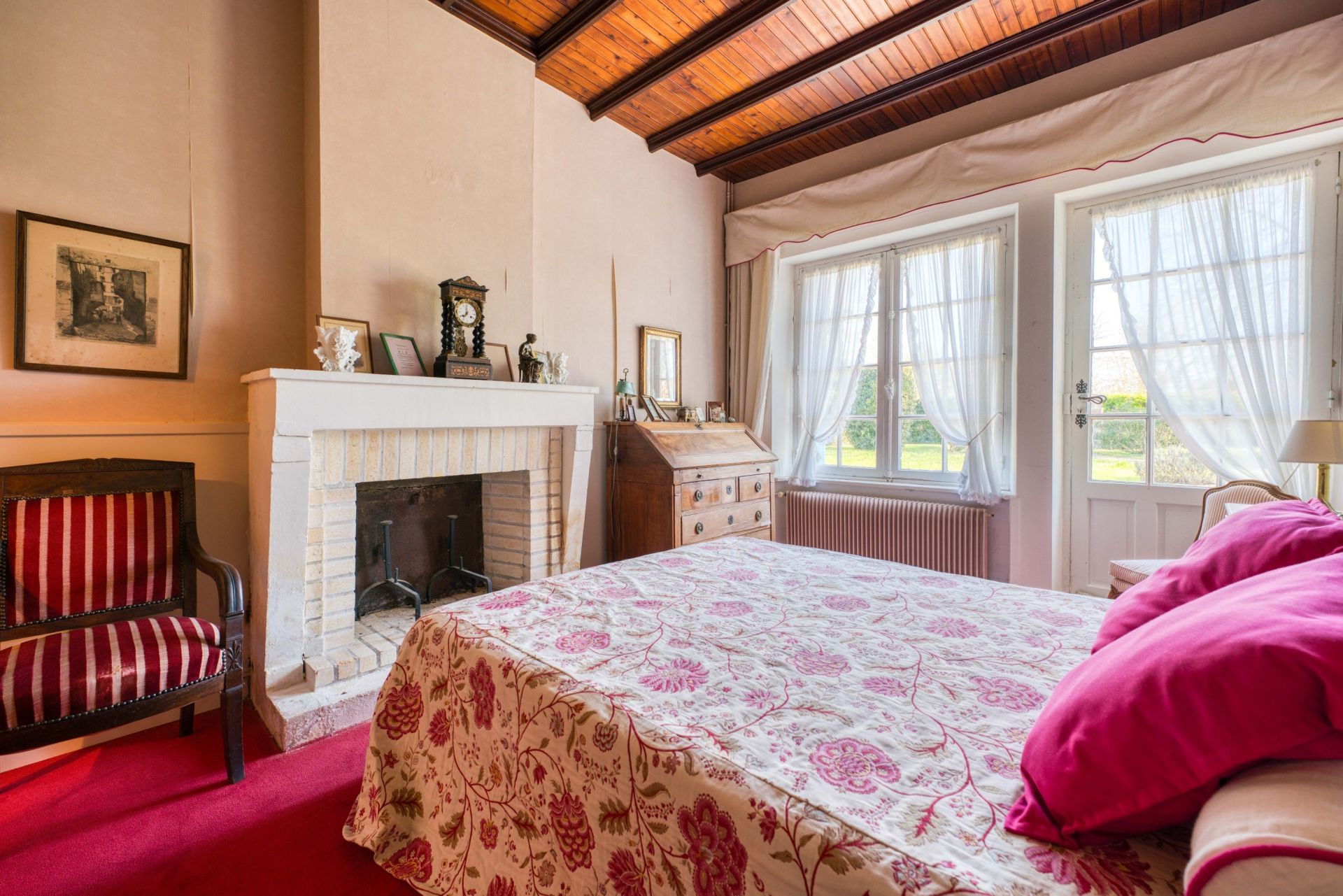 maison de luxe 11 Pièces en vente sur BREUILLET (17920)