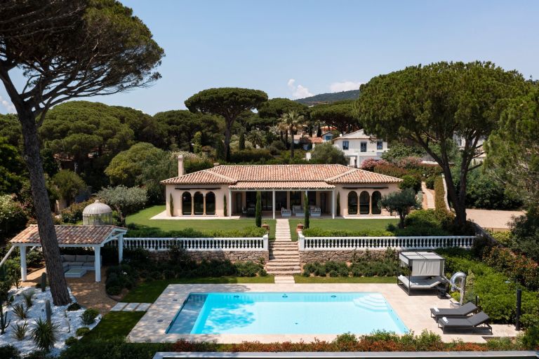 villa de luxe 9 Pièces en vente sur GRIMAUD (83310)