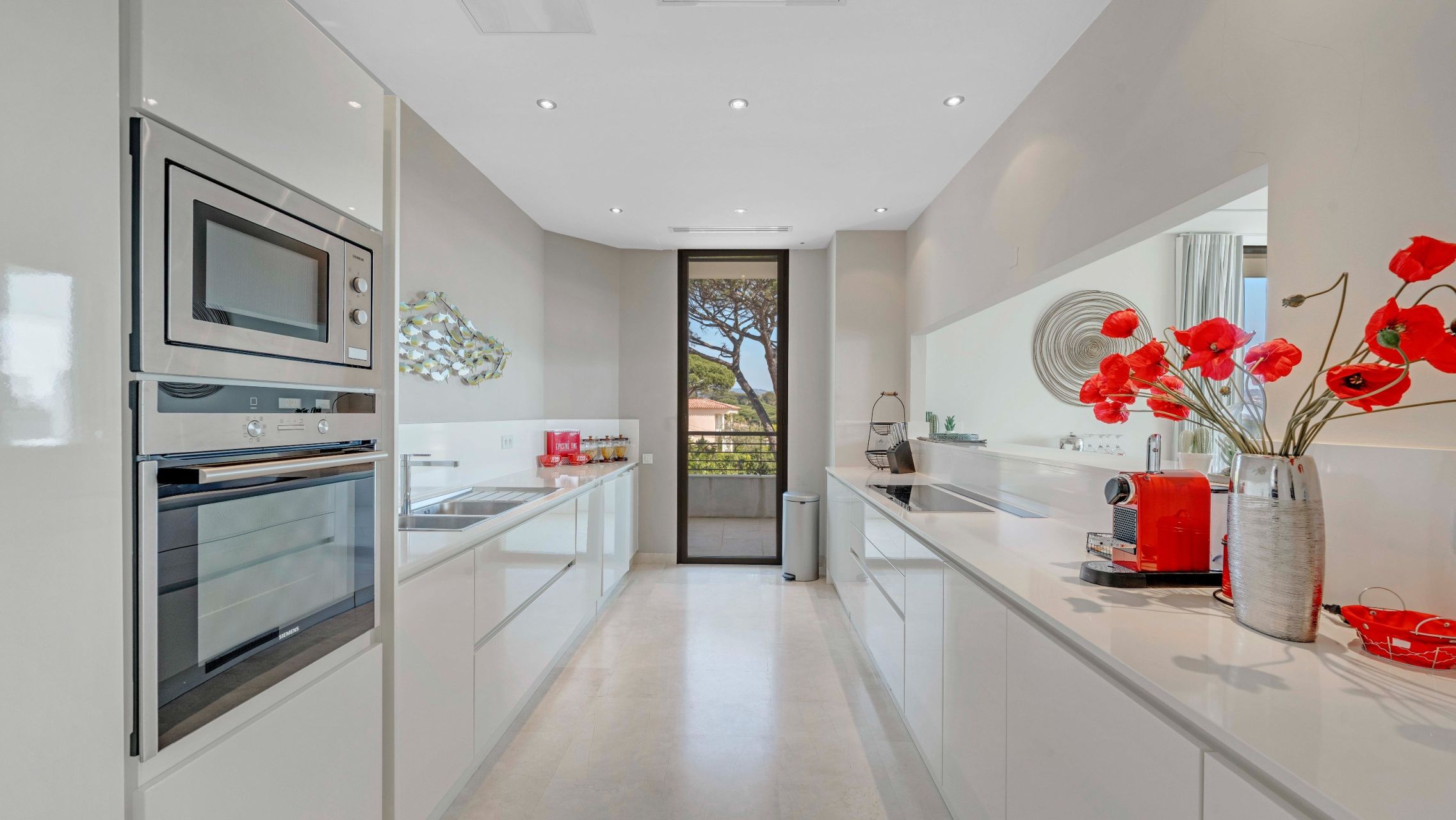luxury apartment 4 Rooms for sale on STE MAXIME (83120)