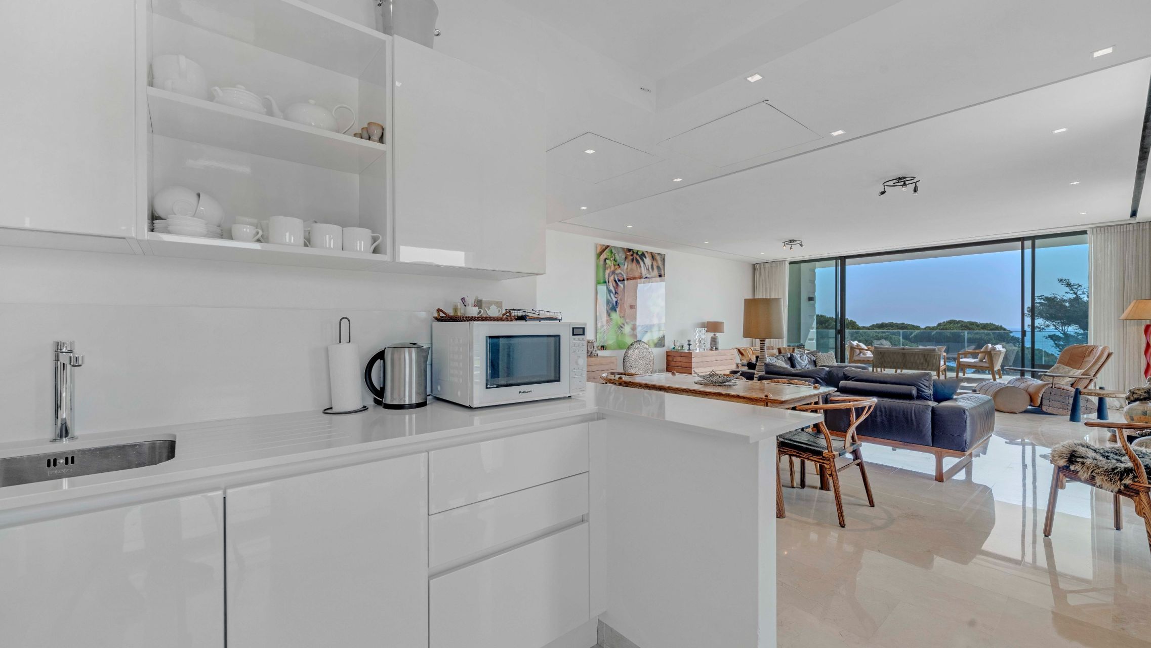 luxury apartment 4 Rooms for sale on STE MAXIME (83120)
