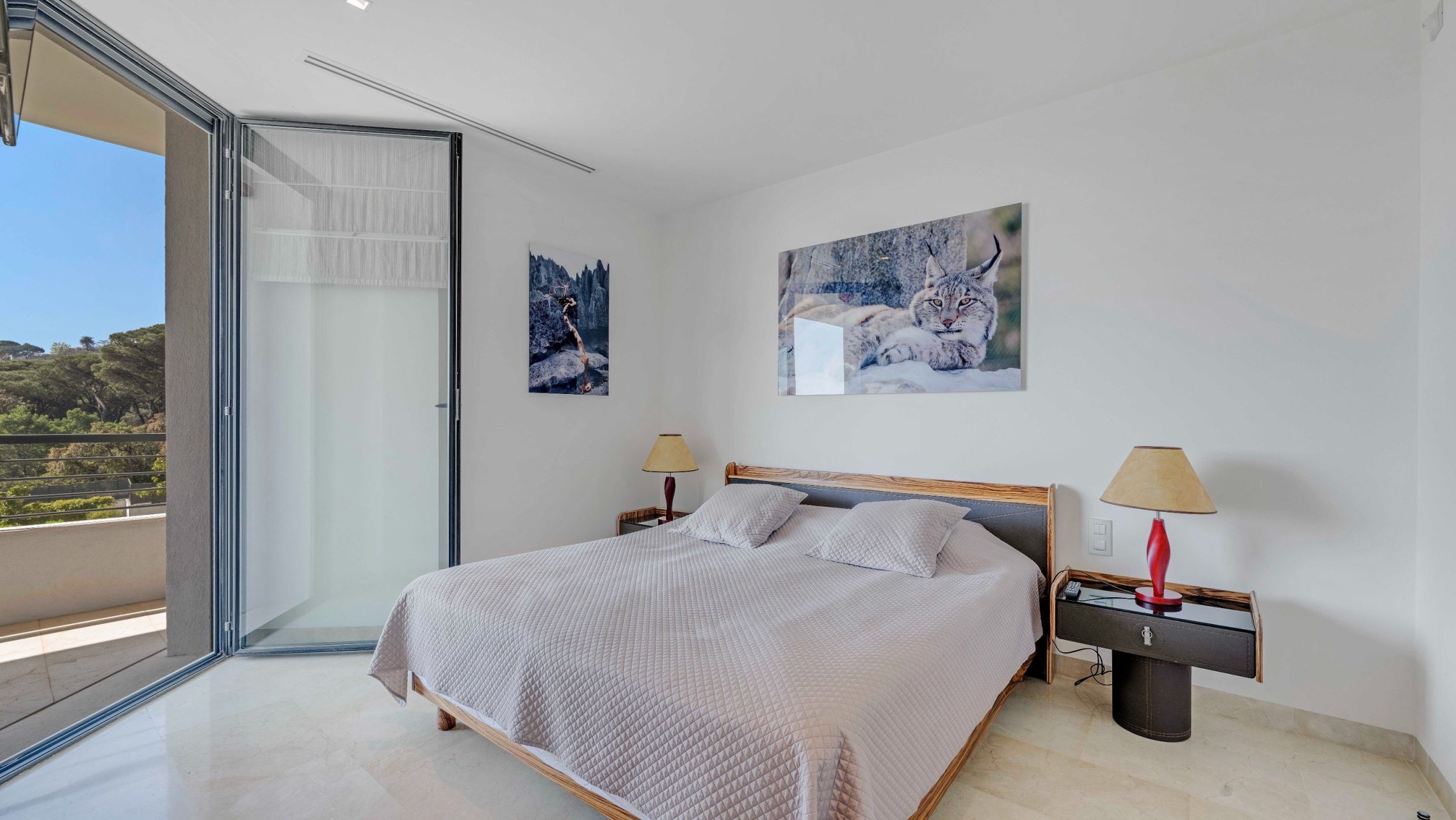 luxury apartment 4 Rooms for sale on STE MAXIME (83120)