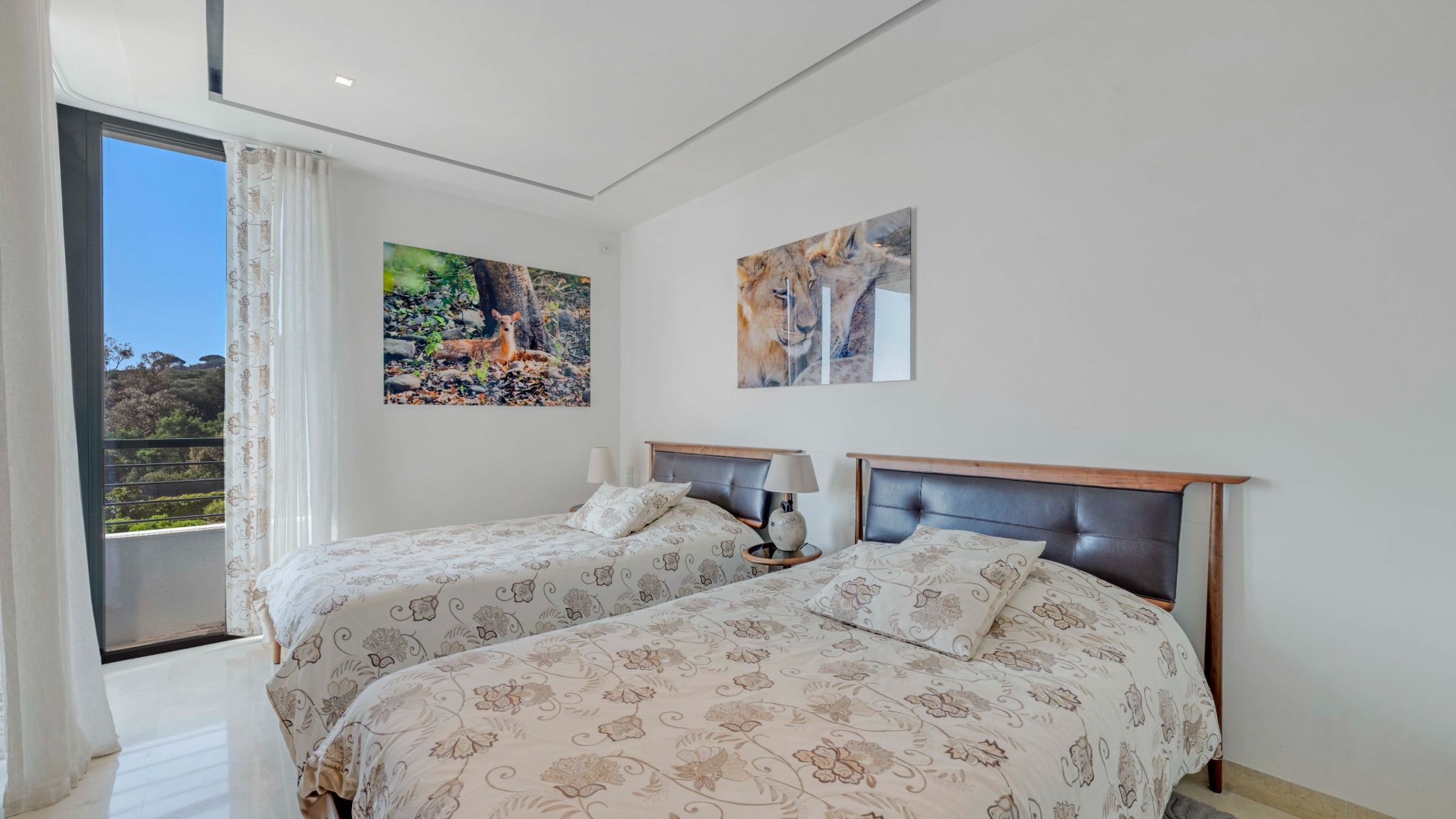 luxury apartment 4 Rooms for sale on STE MAXIME (83120)