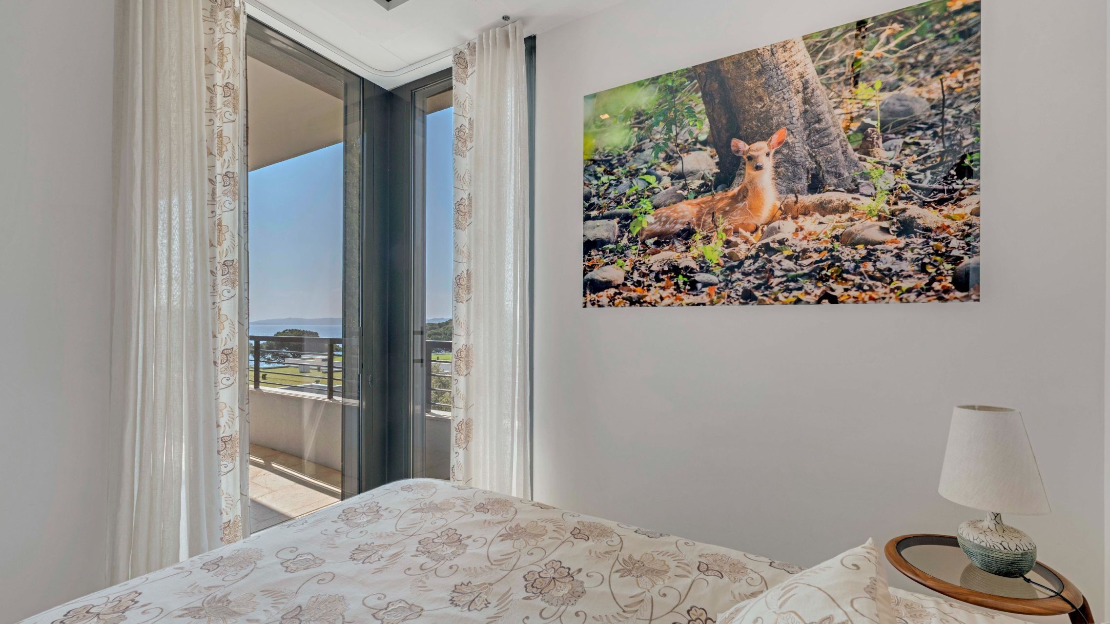 luxury apartment 4 Rooms for sale on STE MAXIME (83120)