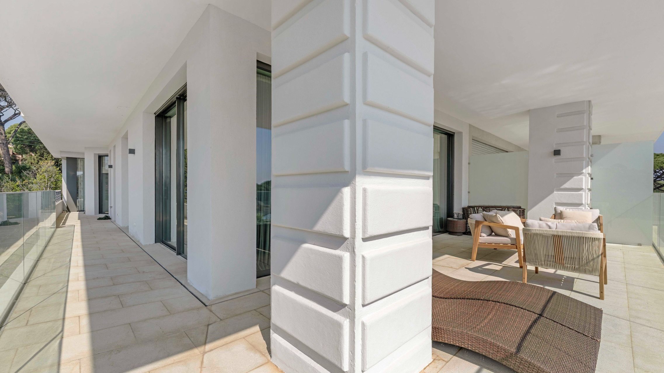 luxury apartment 4 Rooms for sale on STE MAXIME (83120)