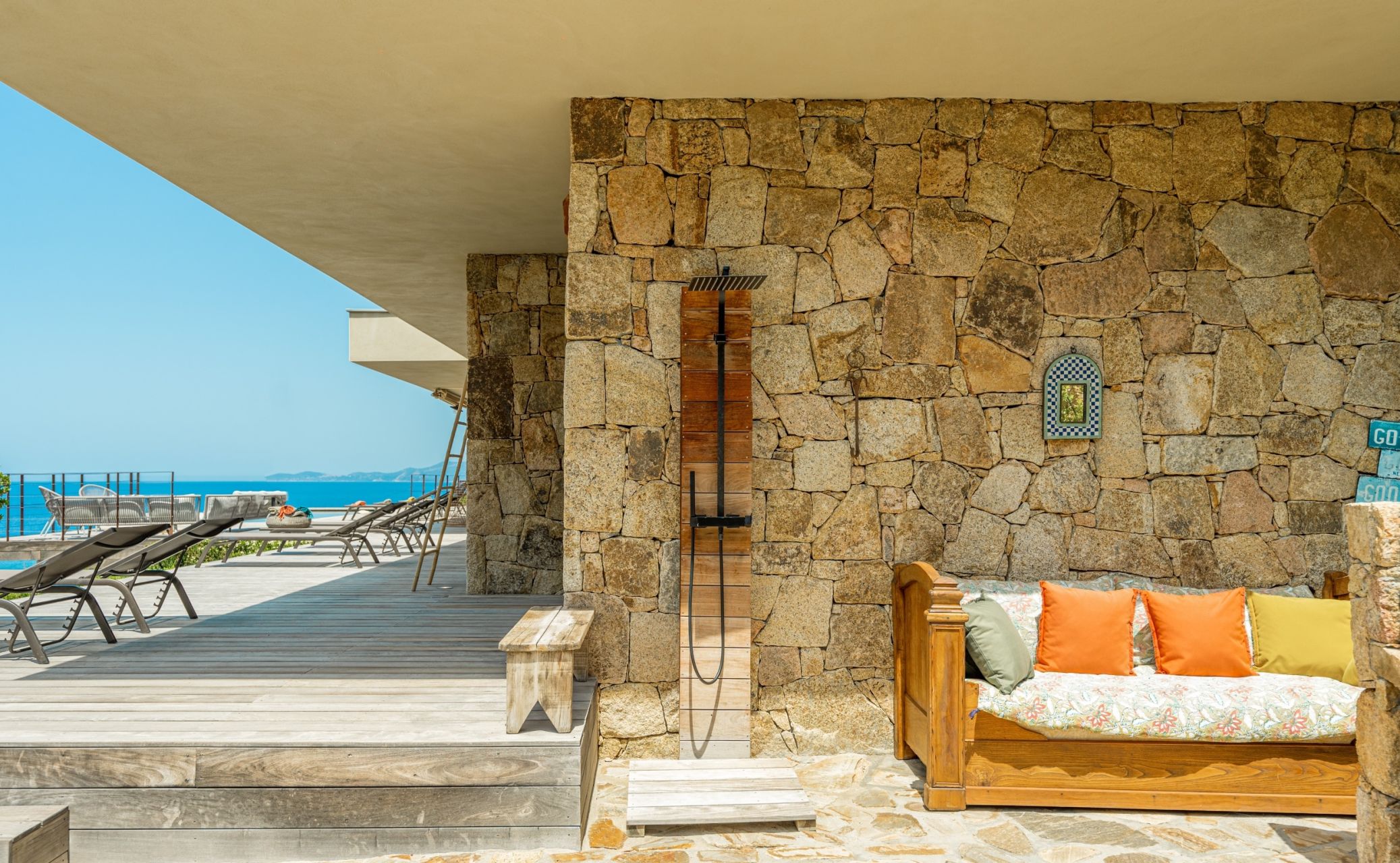 villa de luxe 6 Pièces en location saisonnière sur AJACCIO (20000)