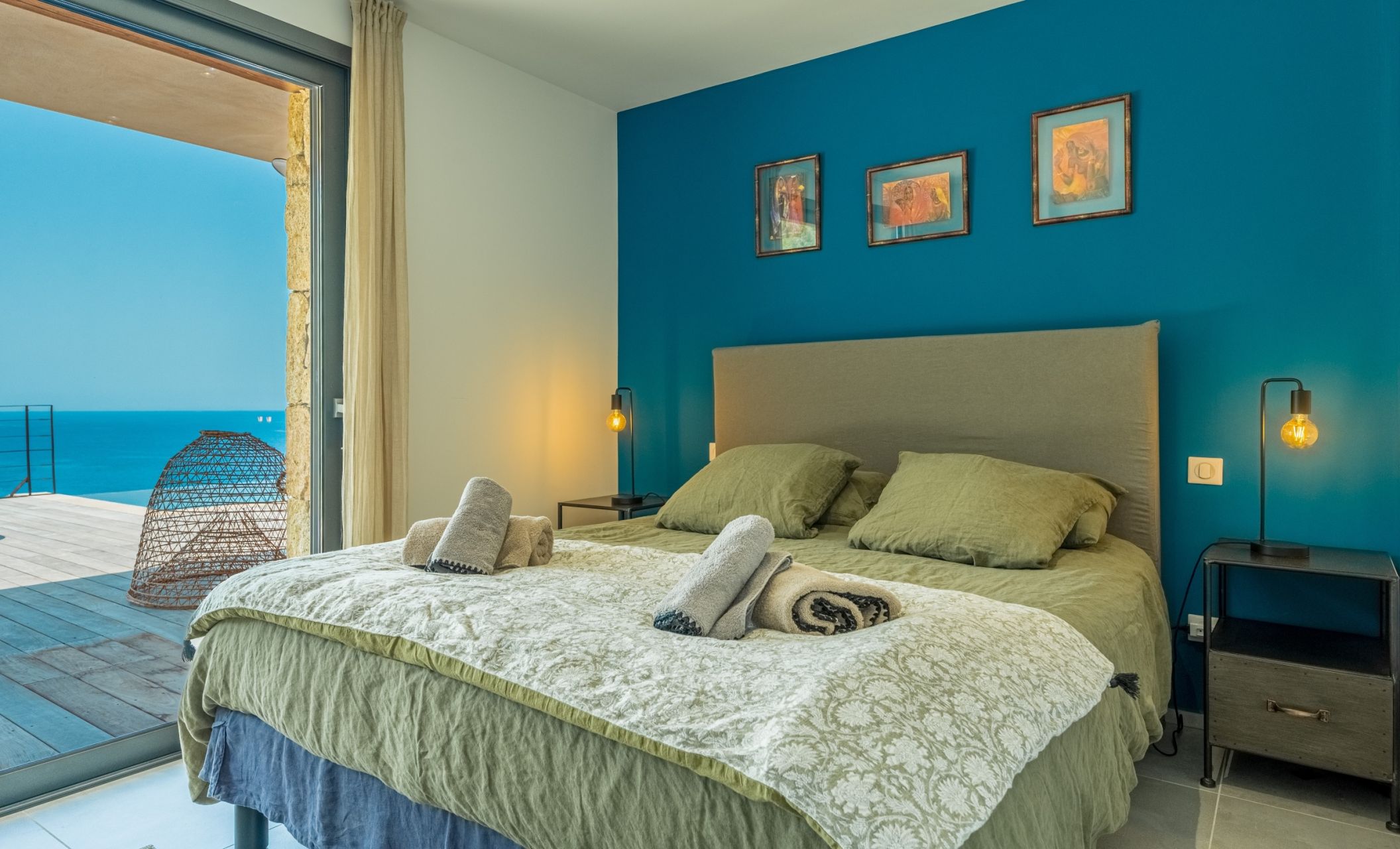 villa de luxe 6 Pièces en location saisonnière sur AJACCIO (20000)