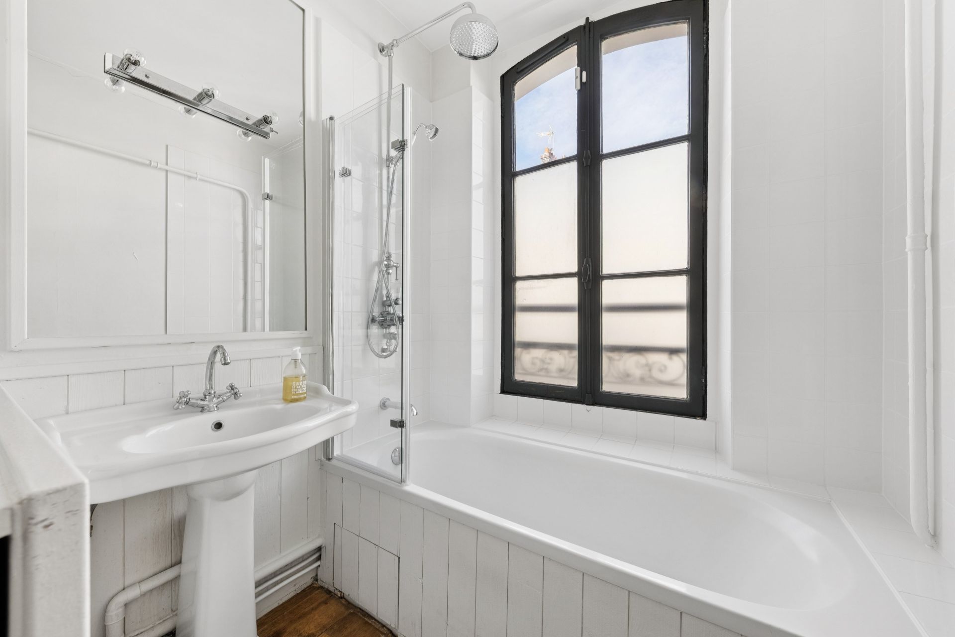 luxury apartment 7 Rooms for sale on PARIS (75009)