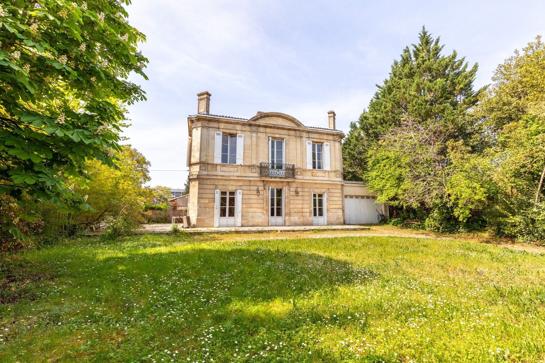 maison de luxe 9 Pièces en vente sur BORDEAUX (33000)