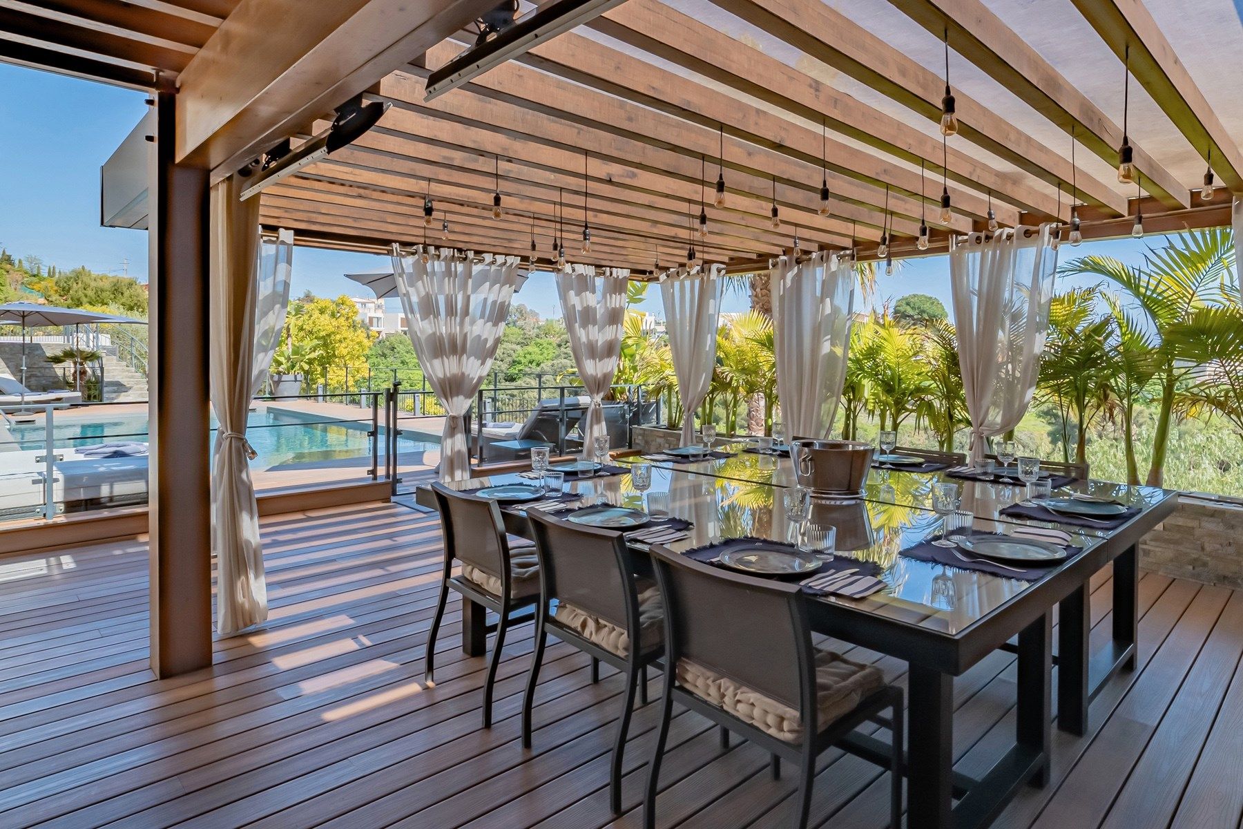 villa de luxe 8 Pièces en vente sur CAGNES SUR MER (06800)