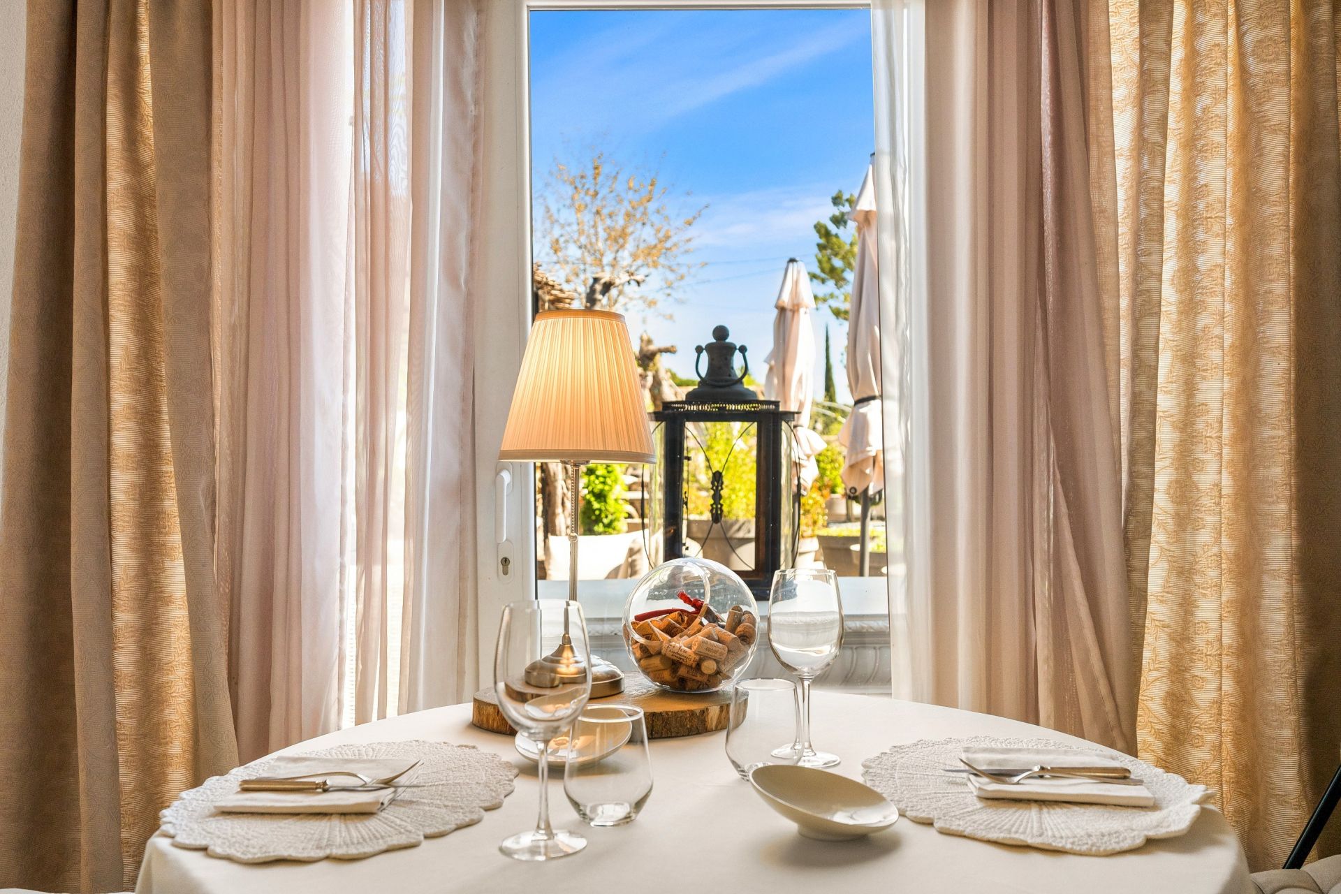 luxury provencale house 13 Rooms for sale on COTIGNAC (83570)