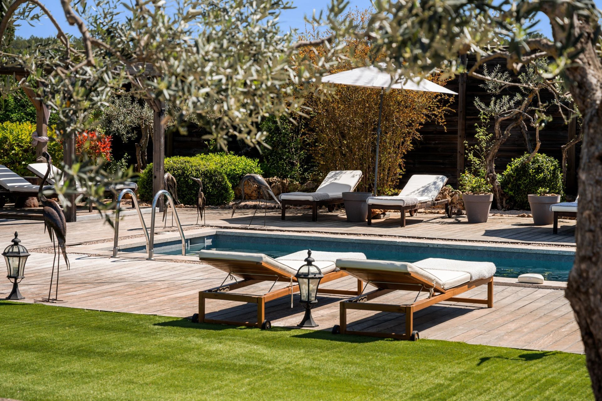 luxury provencale house 13 Rooms for sale on COTIGNAC (83570)