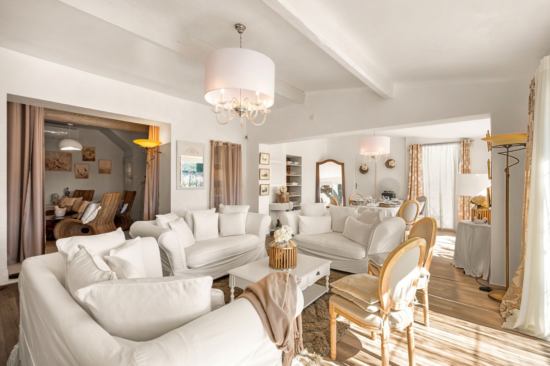 luxury provencale house 13 Rooms for sale on COTIGNAC (83570)