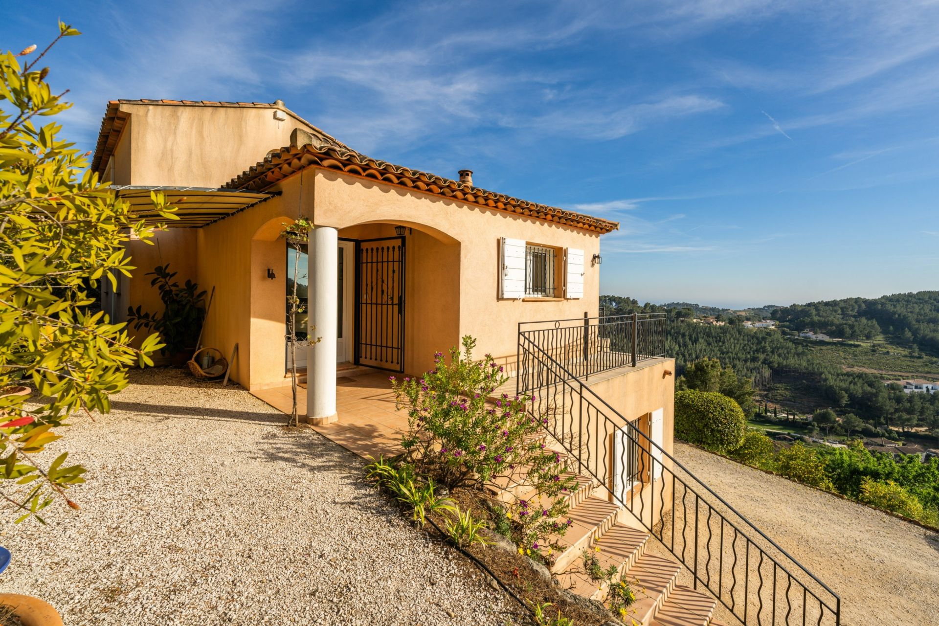 maison de luxe 8 Pièces en vente sur LA CADIERE D AZUR (83740)
