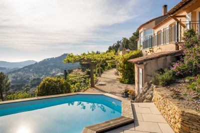 Sale Luxury house La Cadière-d'Azur 8&nbsp;Rooms 180&nbsp;m²