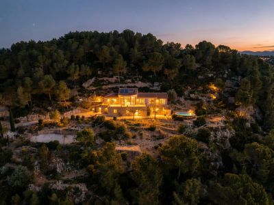 Vente Maison de luxe La Cadière-d'Azur 8&nbsp;Pièces 180&nbsp;m²