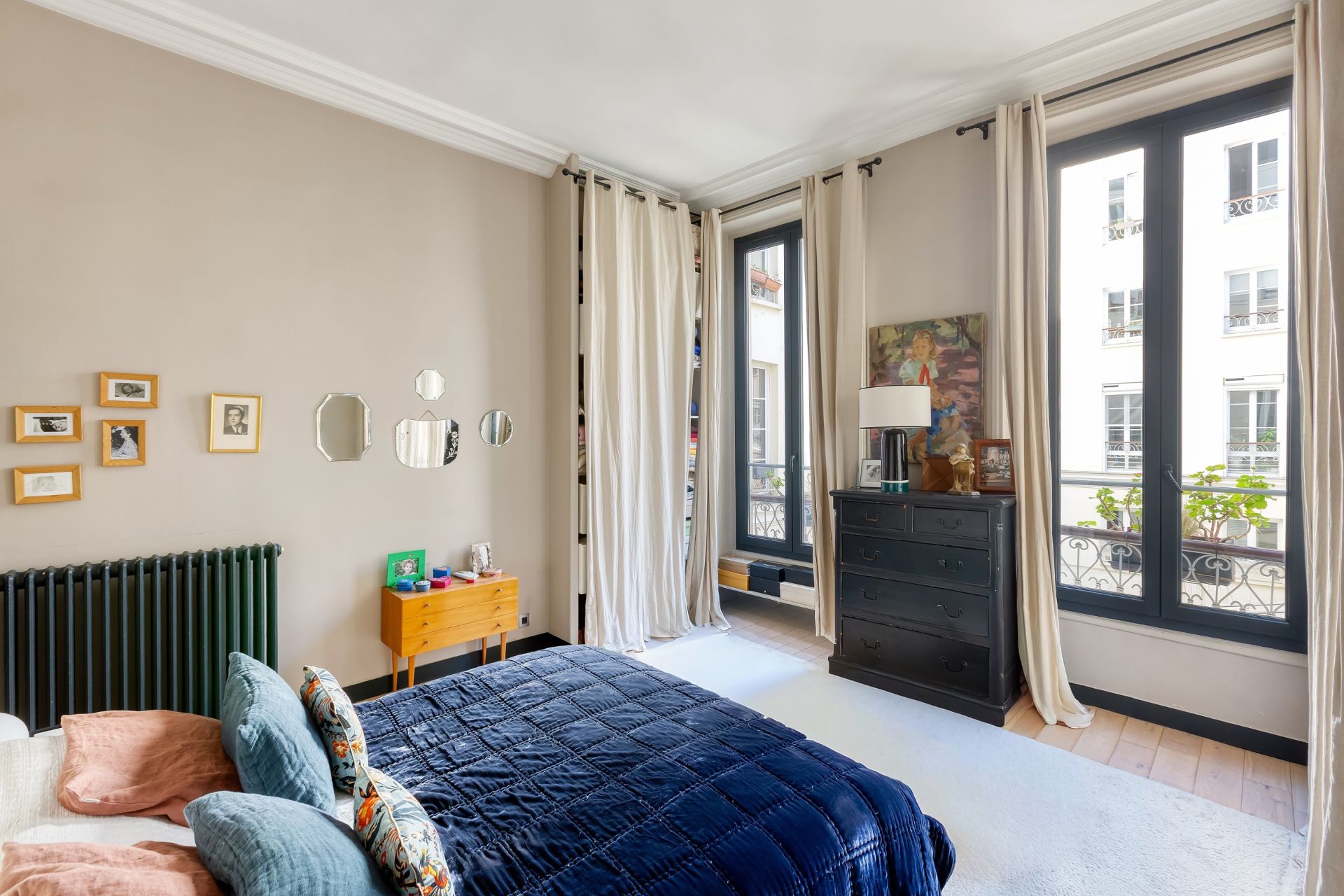 luxury apartment 7 Rooms for sale on PARIS (75010)