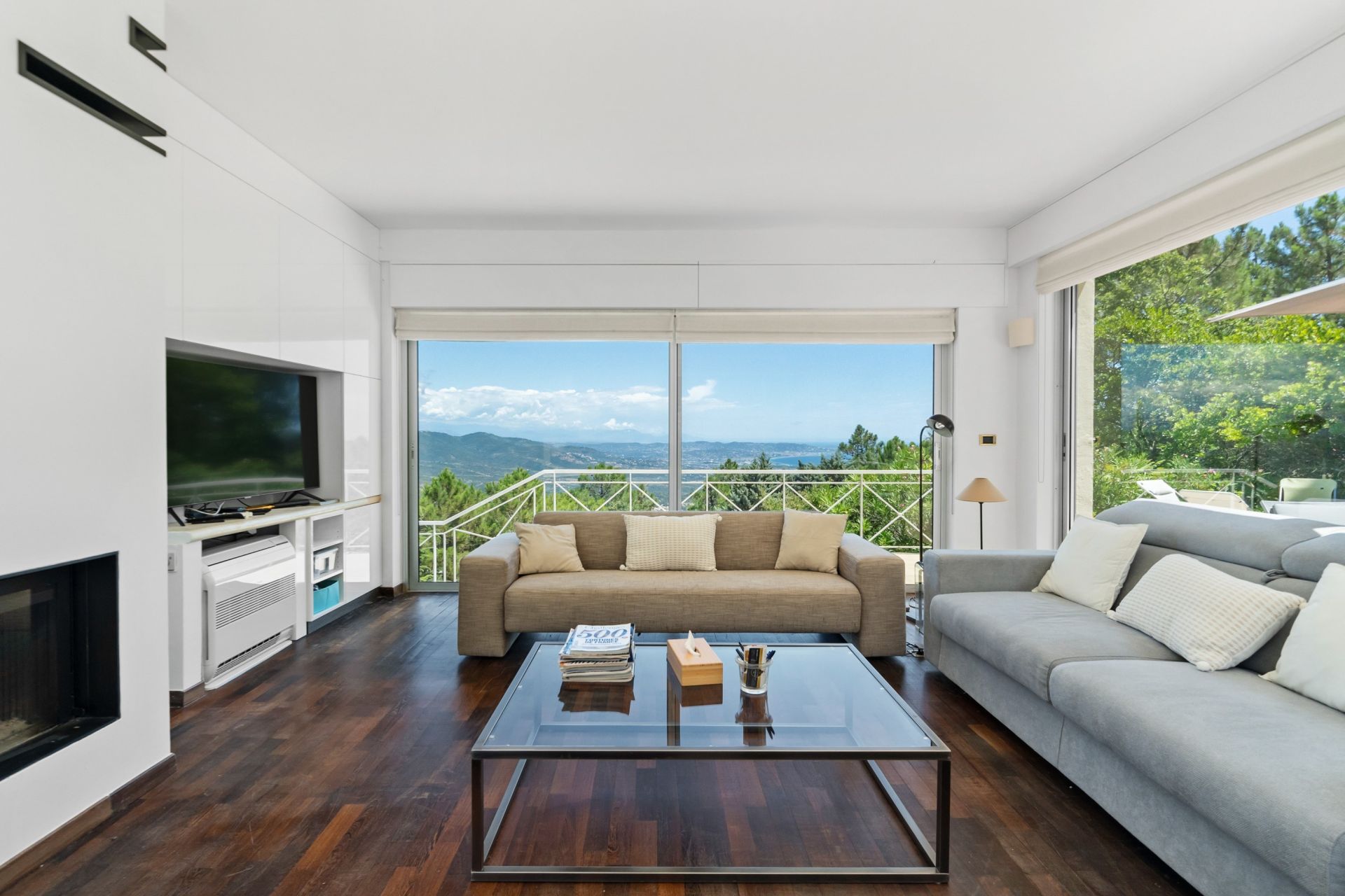 villa de luxe 7 Pièces en vente sur LES ADRETS DE L ESTEREL (83600)