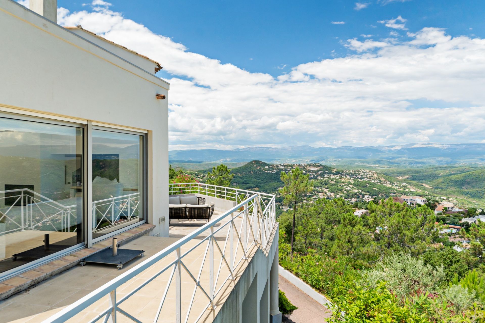 villa de luxe 7 Pièces en vente sur LES ADRETS DE L ESTEREL (83600)