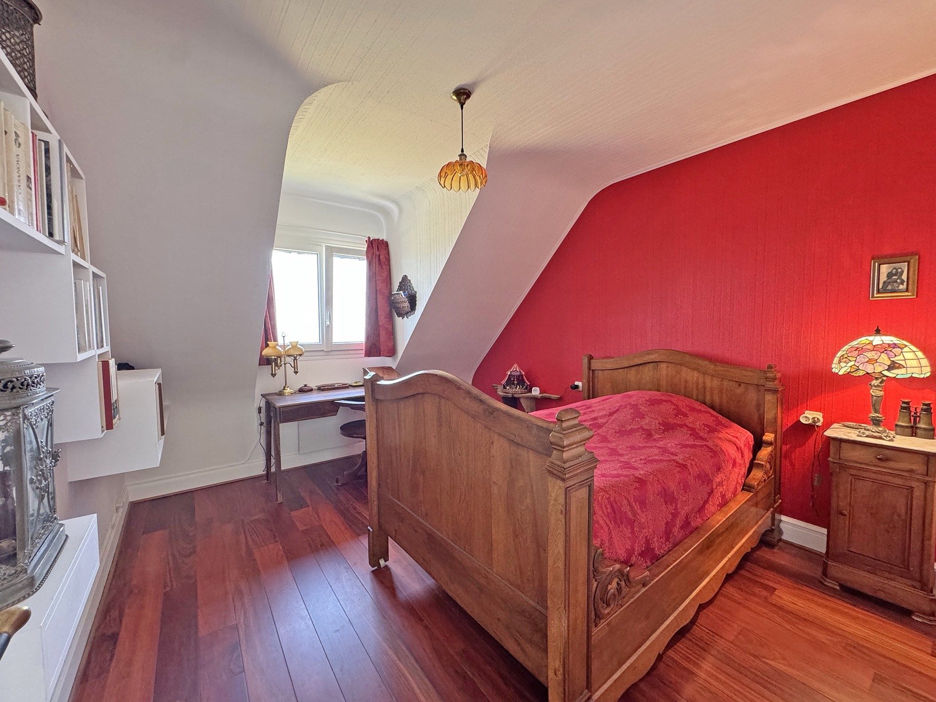 luxury house 7 Rooms for sale on KERLAZ (29100)
