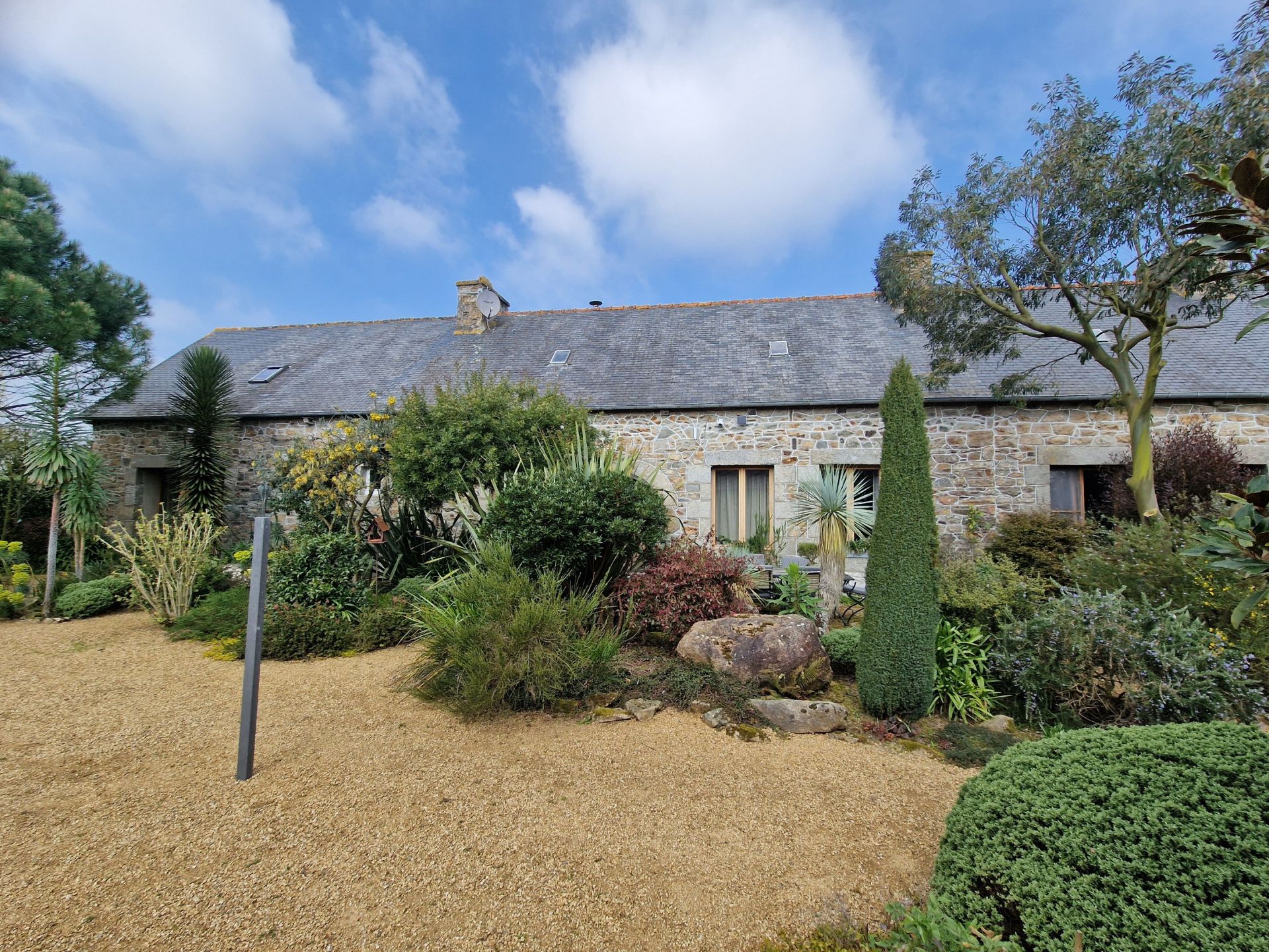 propriété de luxe 8 Pièces en vente sur PLOUEC DU TRIEUX (22260)