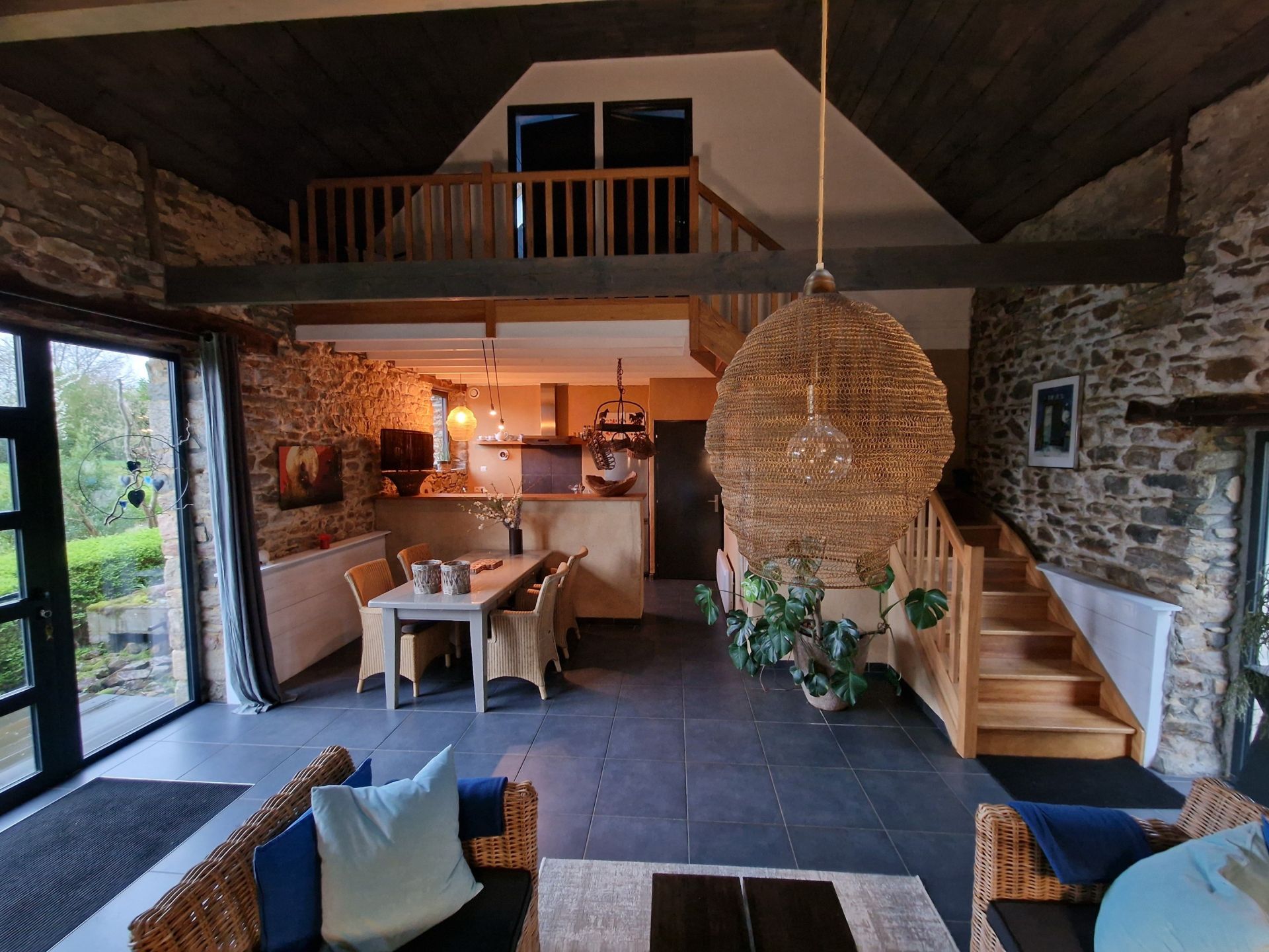 luxury property 8 Rooms for sale on PLOUEC DU TRIEUX (22260)