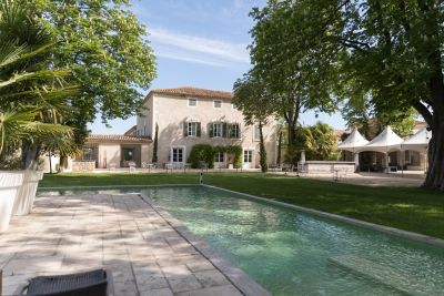Vente Propriété de luxe Nîmes 35&nbsp;Pièces 3000&nbsp;m²