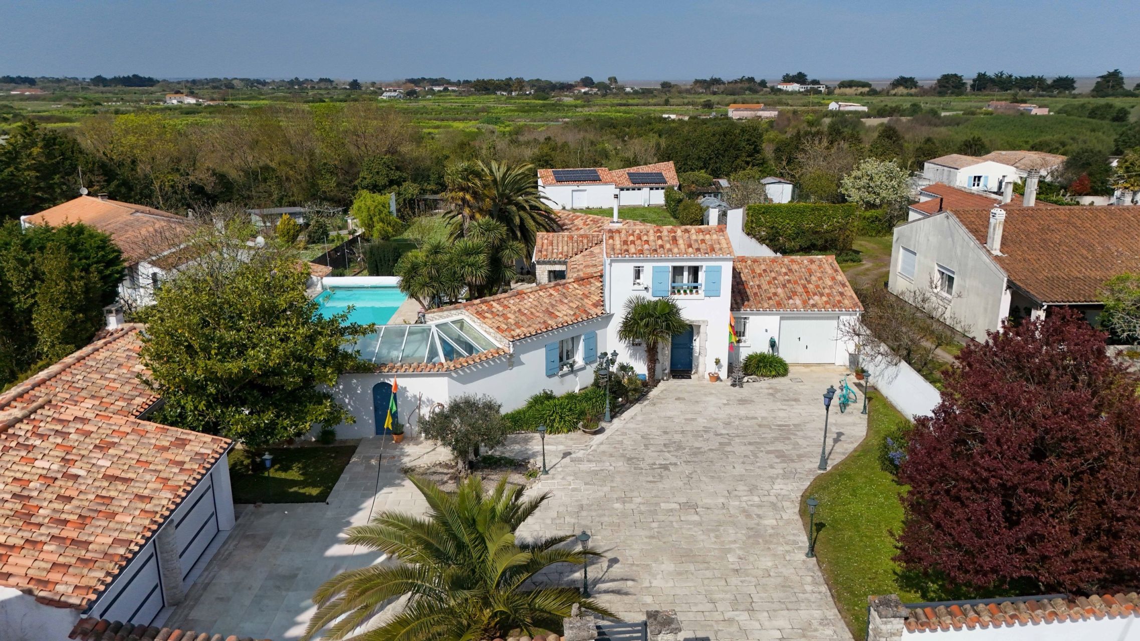 maison de luxe 10 Pièces en vente sur LE CHATEAU D OLERON (17480)