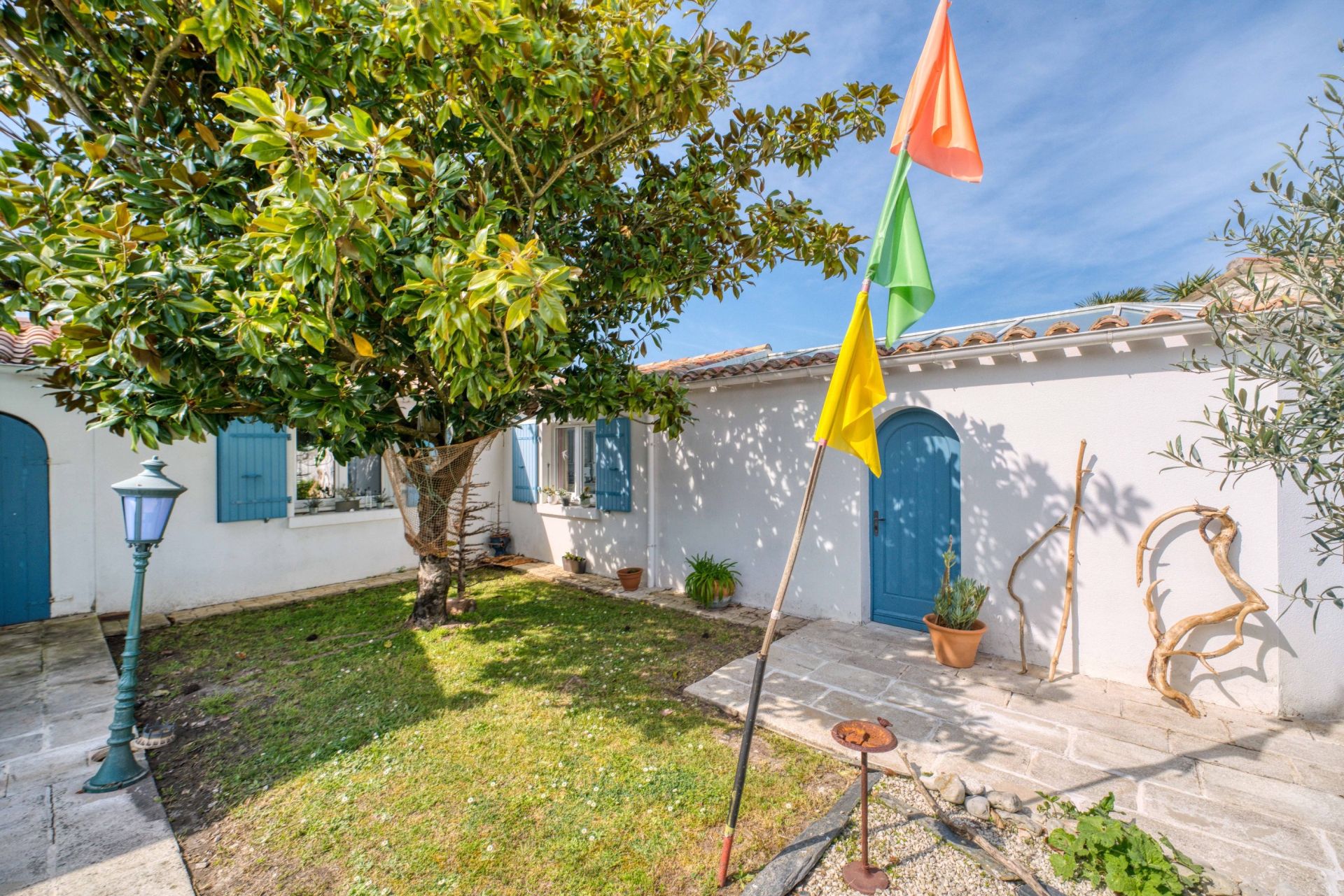 maison de luxe 10 Pièces en vente sur LE CHATEAU D OLERON (17480)
