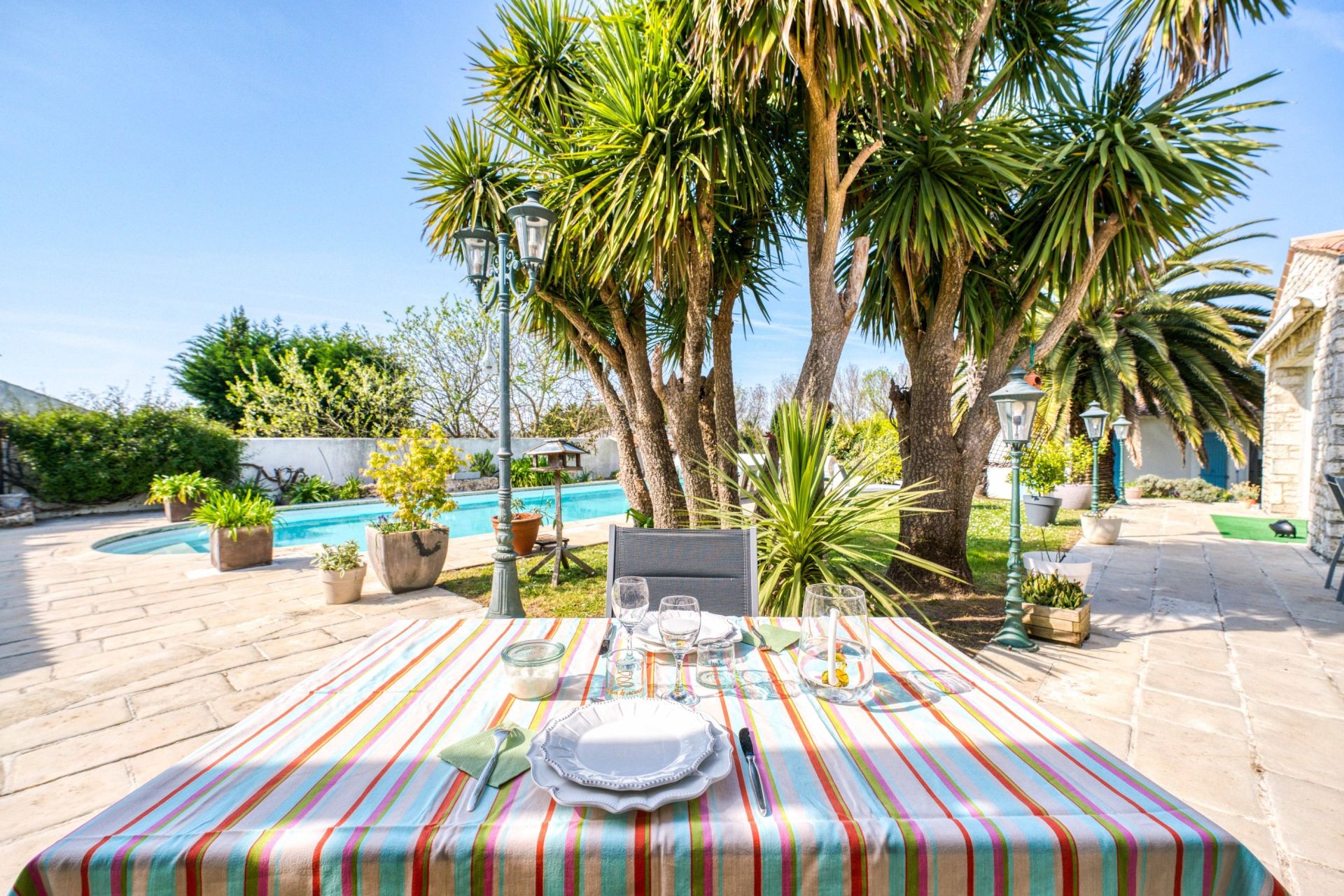 maison de luxe 10 Pièces en vente sur LE CHATEAU D OLERON (17480)