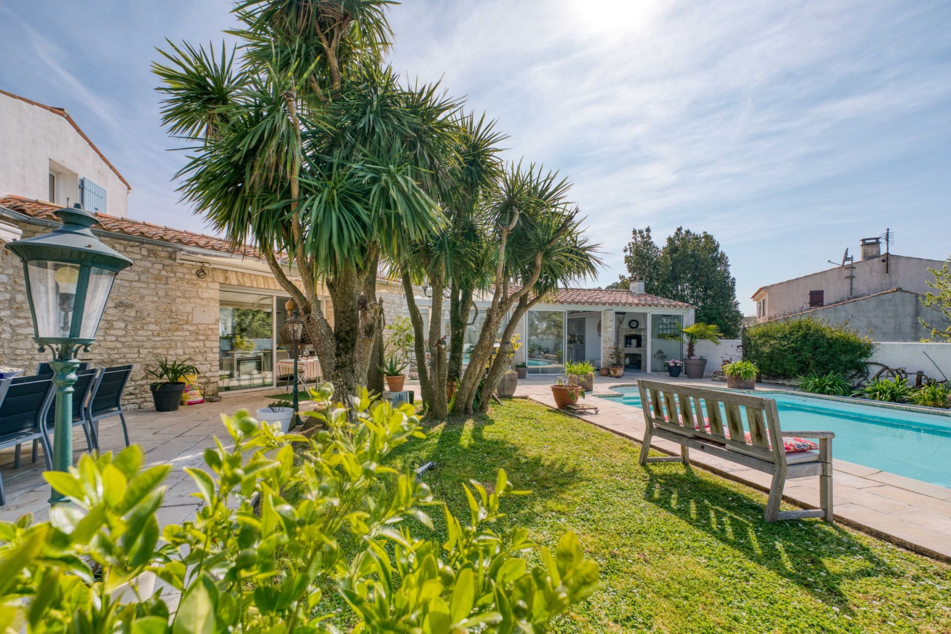maison de luxe 10 Pièces en vente sur LE CHATEAU D OLERON (17480)