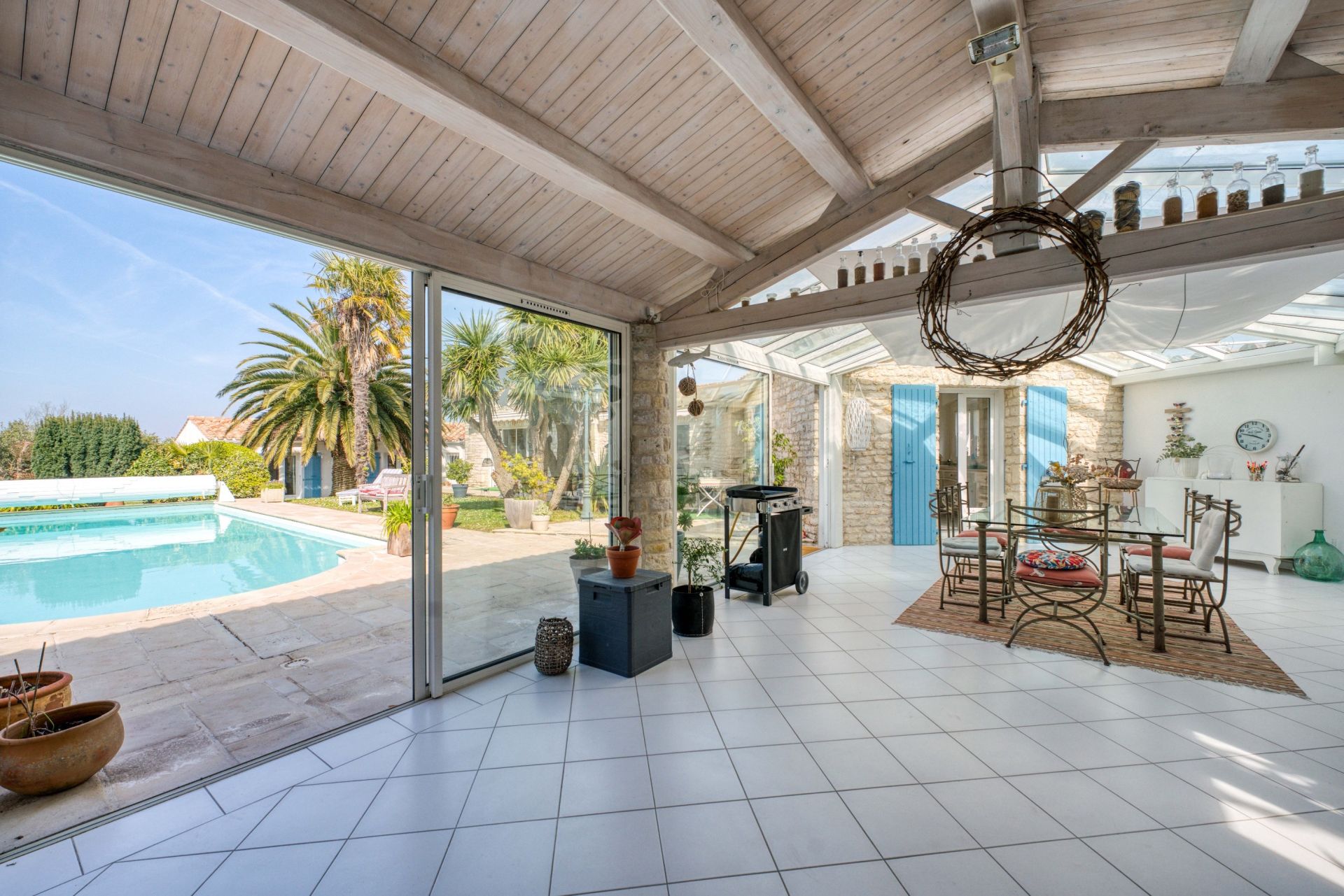 maison de luxe 10 Pièces en vente sur LE CHATEAU D OLERON (17480)