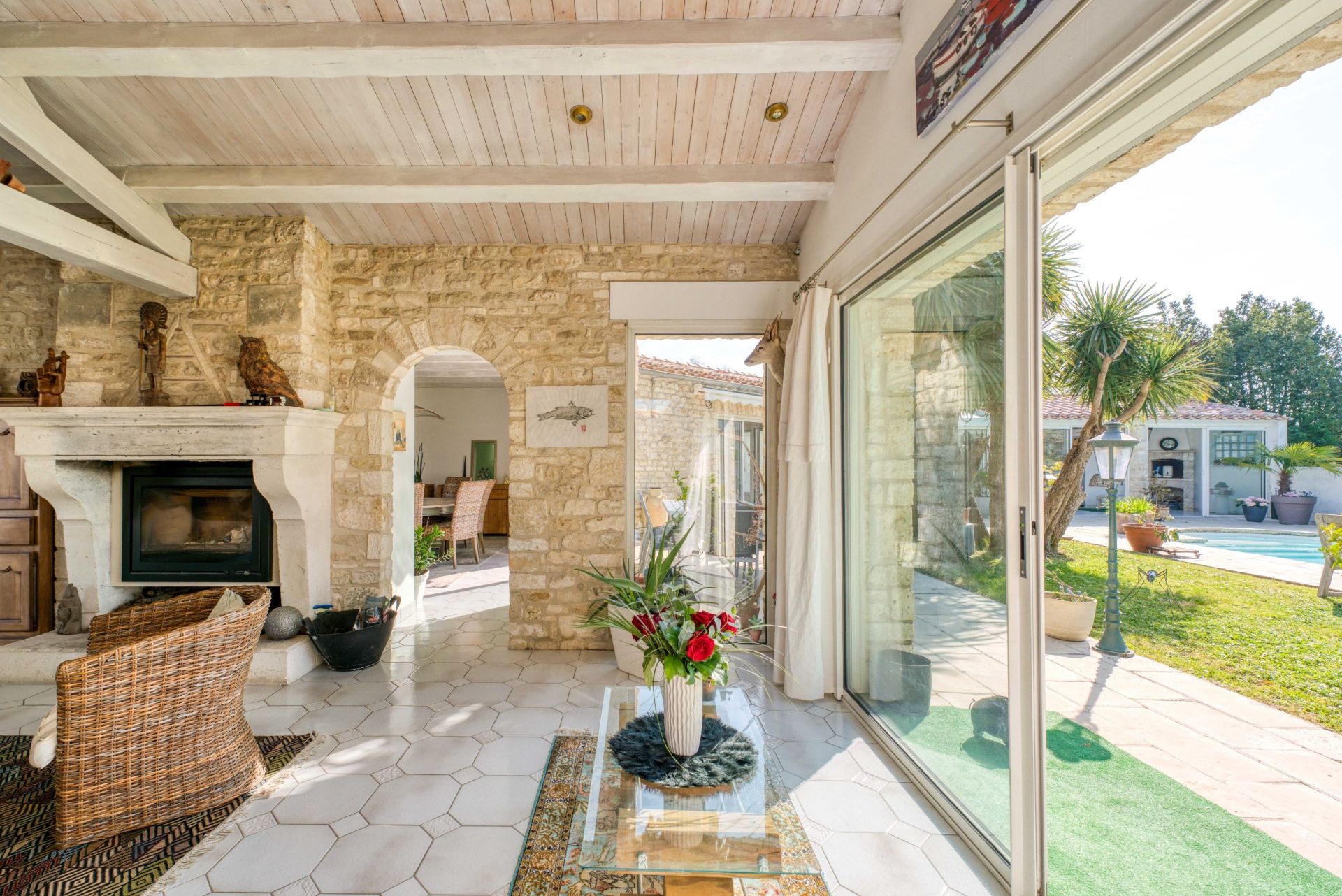 maison de luxe 10 Pièces en vente sur LE CHATEAU D OLERON (17480)