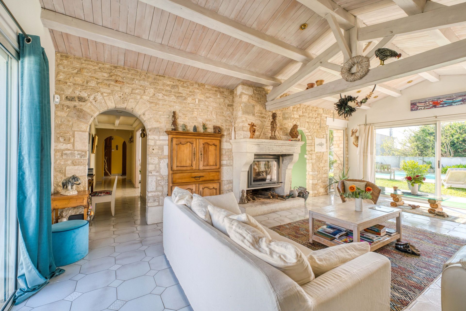 maison de luxe 10 Pièces en vente sur LE CHATEAU D OLERON (17480)