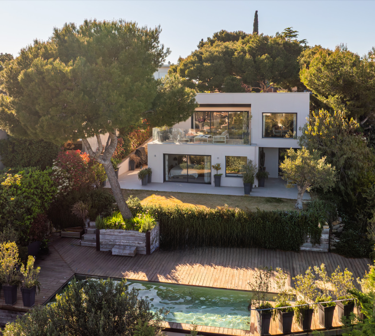 maison d'architecte 6 Pièces en vente sur CARRY LE ROUET (13620)