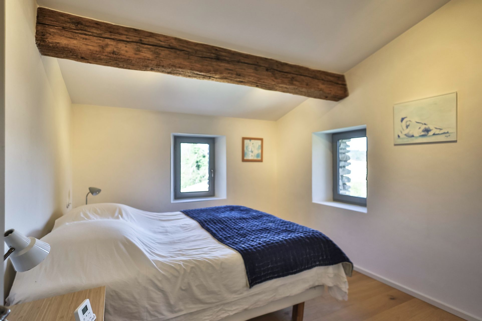 luxury house 6 Rooms for sale on GOULT (84220)