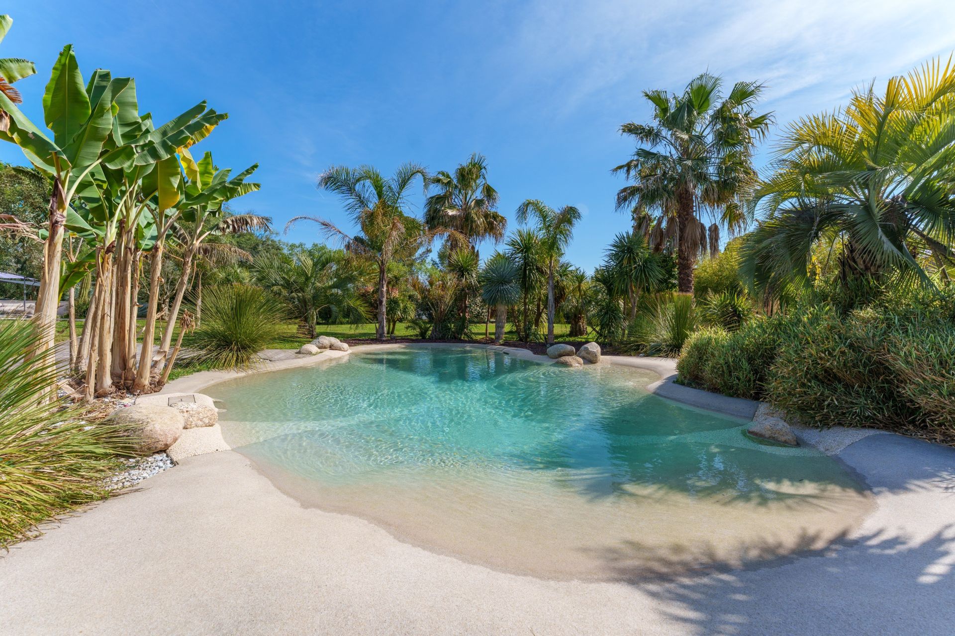 luxury house 6 Rooms for sale on LATTES (34970)
