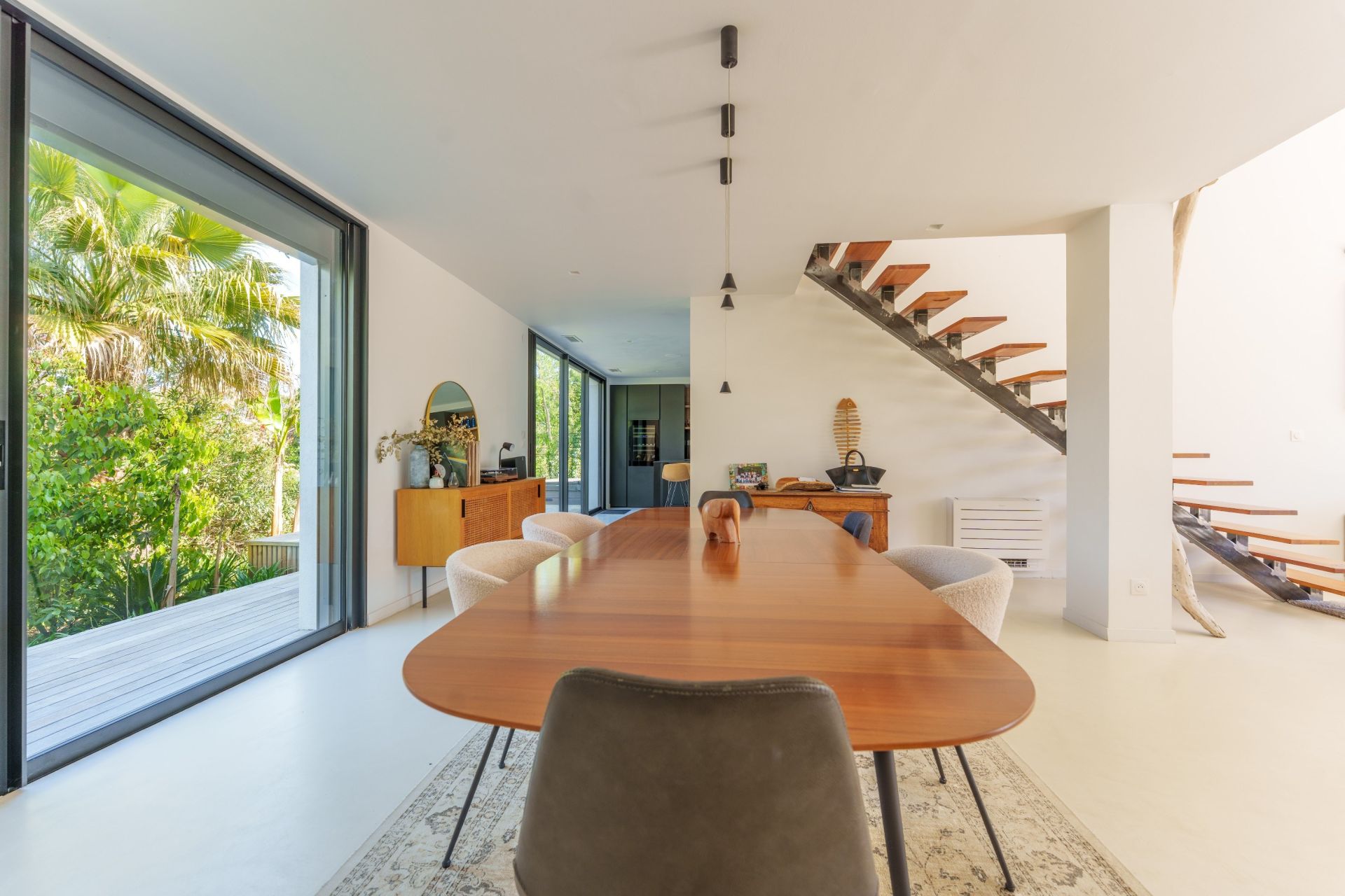 luxury house 6 Rooms for sale on LATTES (34970)