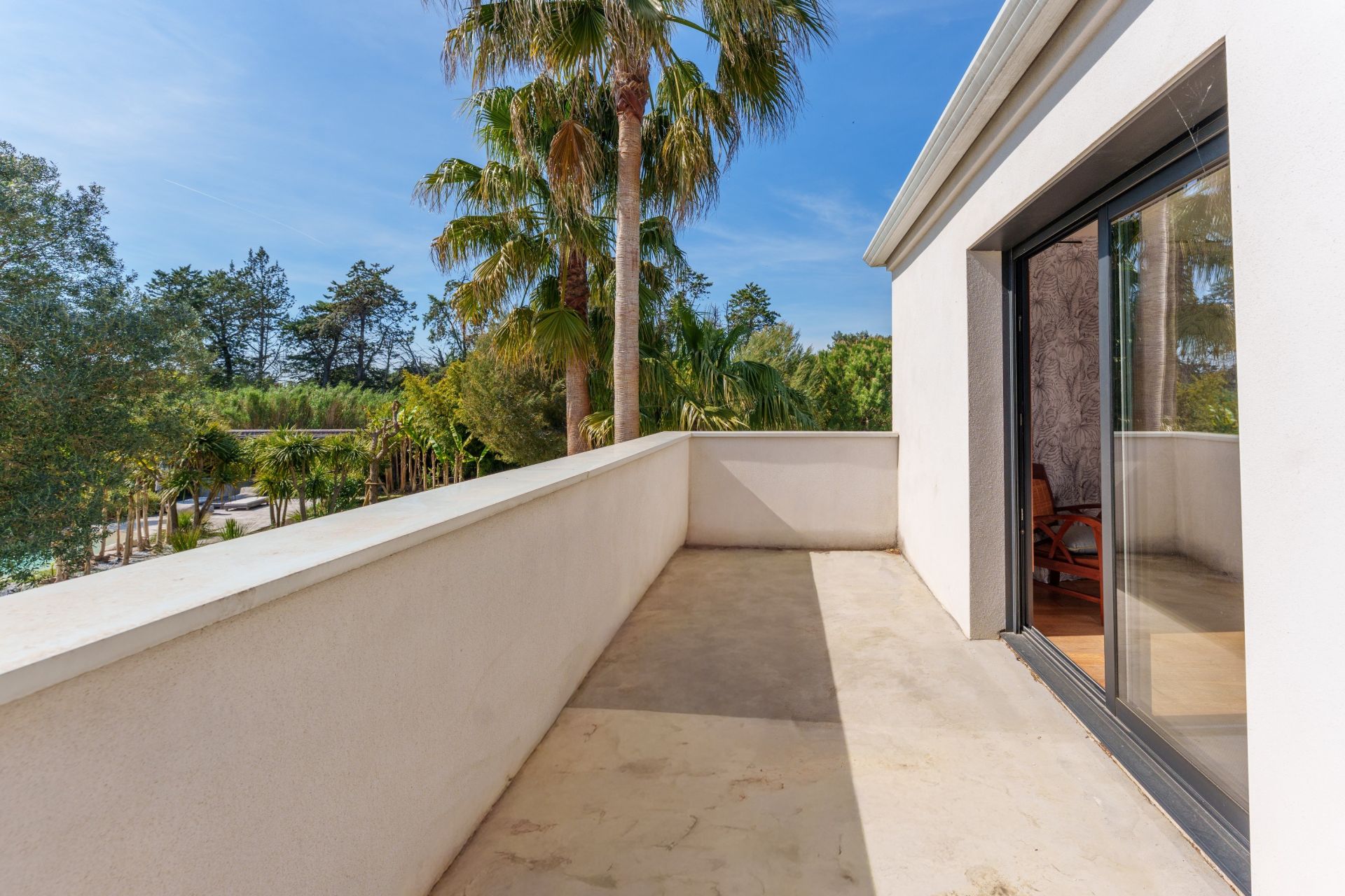 luxury house 6 Rooms for sale on LATTES (34970)