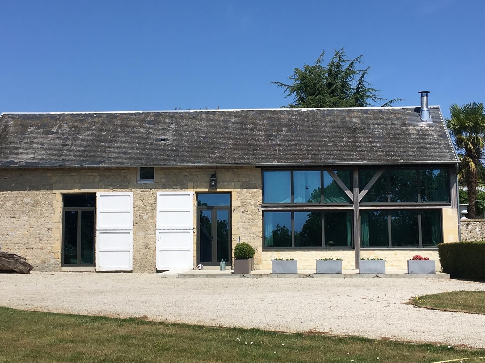 luxury house 14 Rooms for sale on VIERVILLE SUR MER (14710)