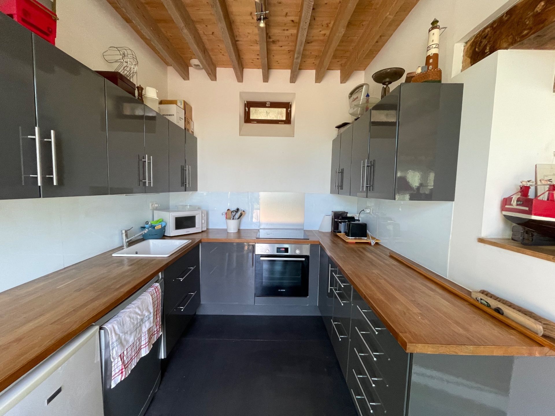 luxury house 14 Rooms for sale on VIERVILLE SUR MER (14710)