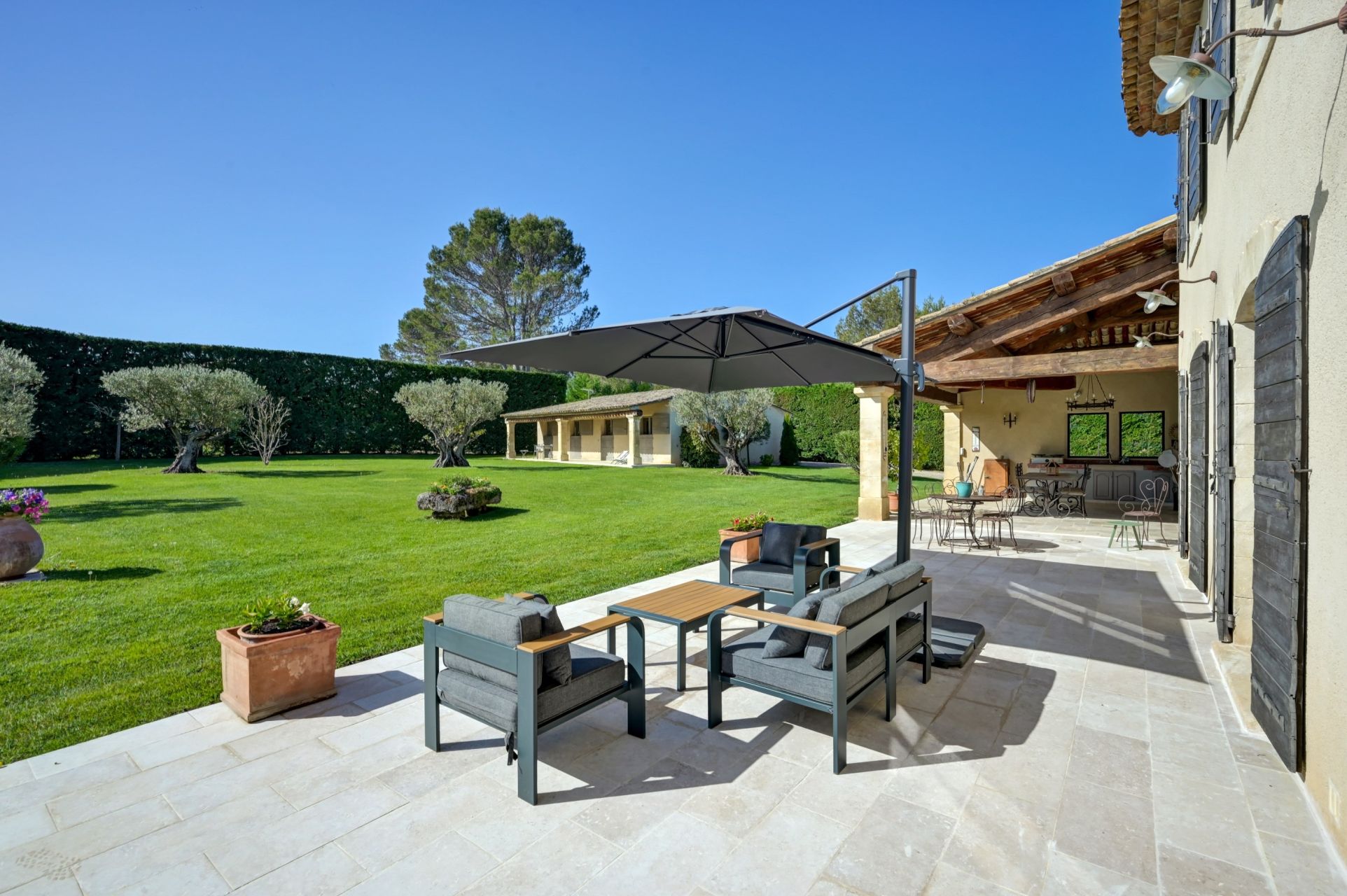 maison de luxe 8 Pièces en vente sur MEYRARGUES (13650)