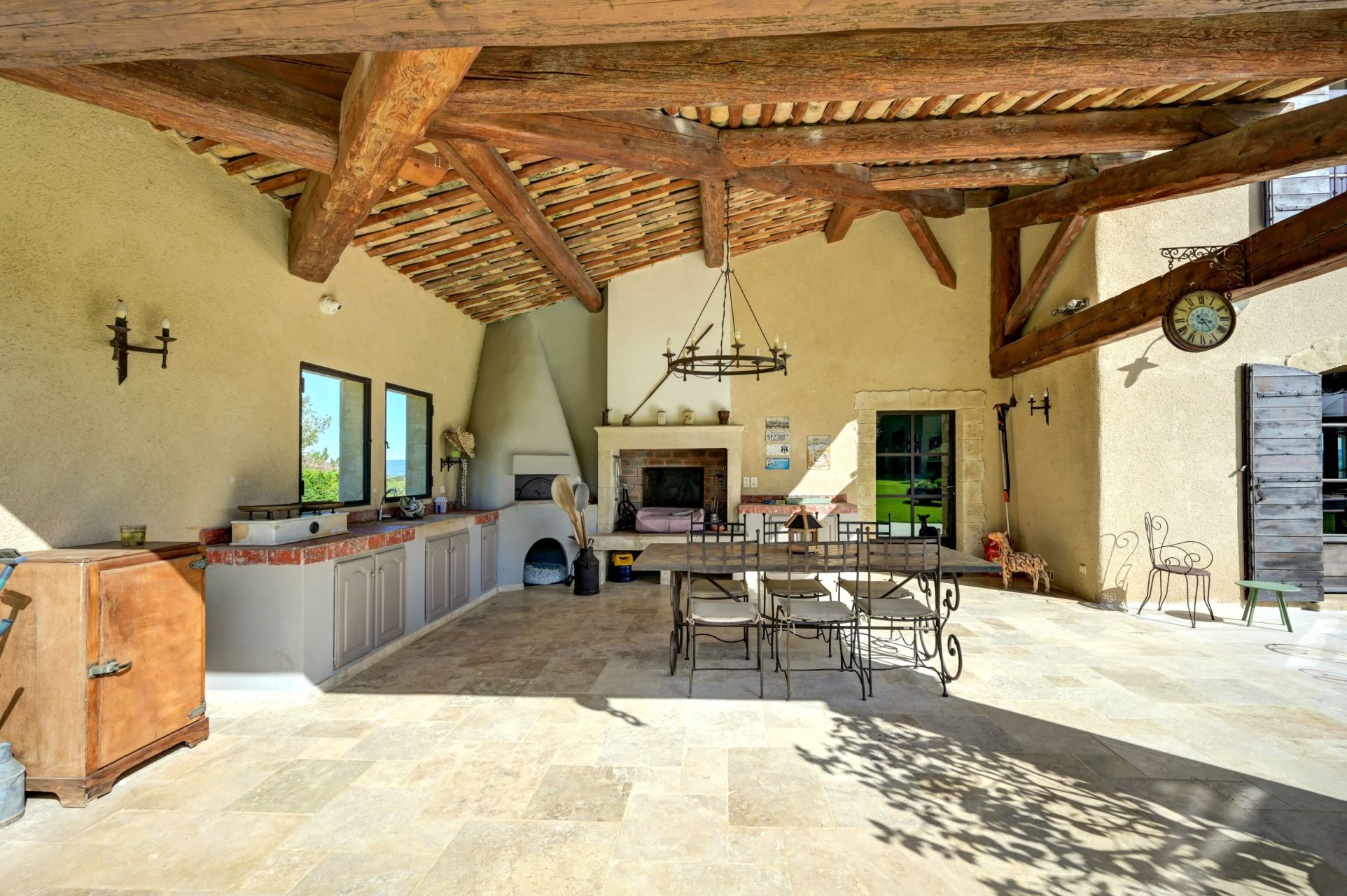 maison de luxe 8 Pièces en vente sur MEYRARGUES (13650)