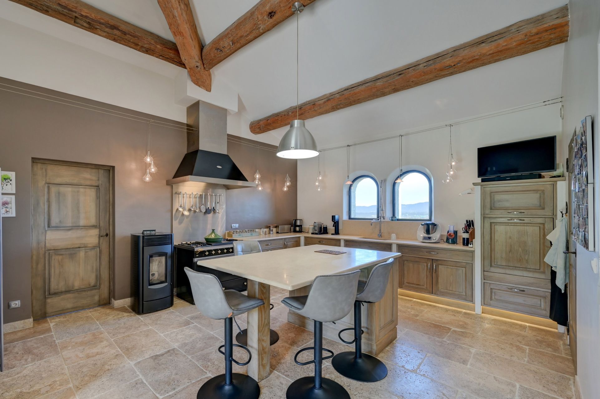 maison de luxe 8 Pièces en vente sur MEYRARGUES (13650)