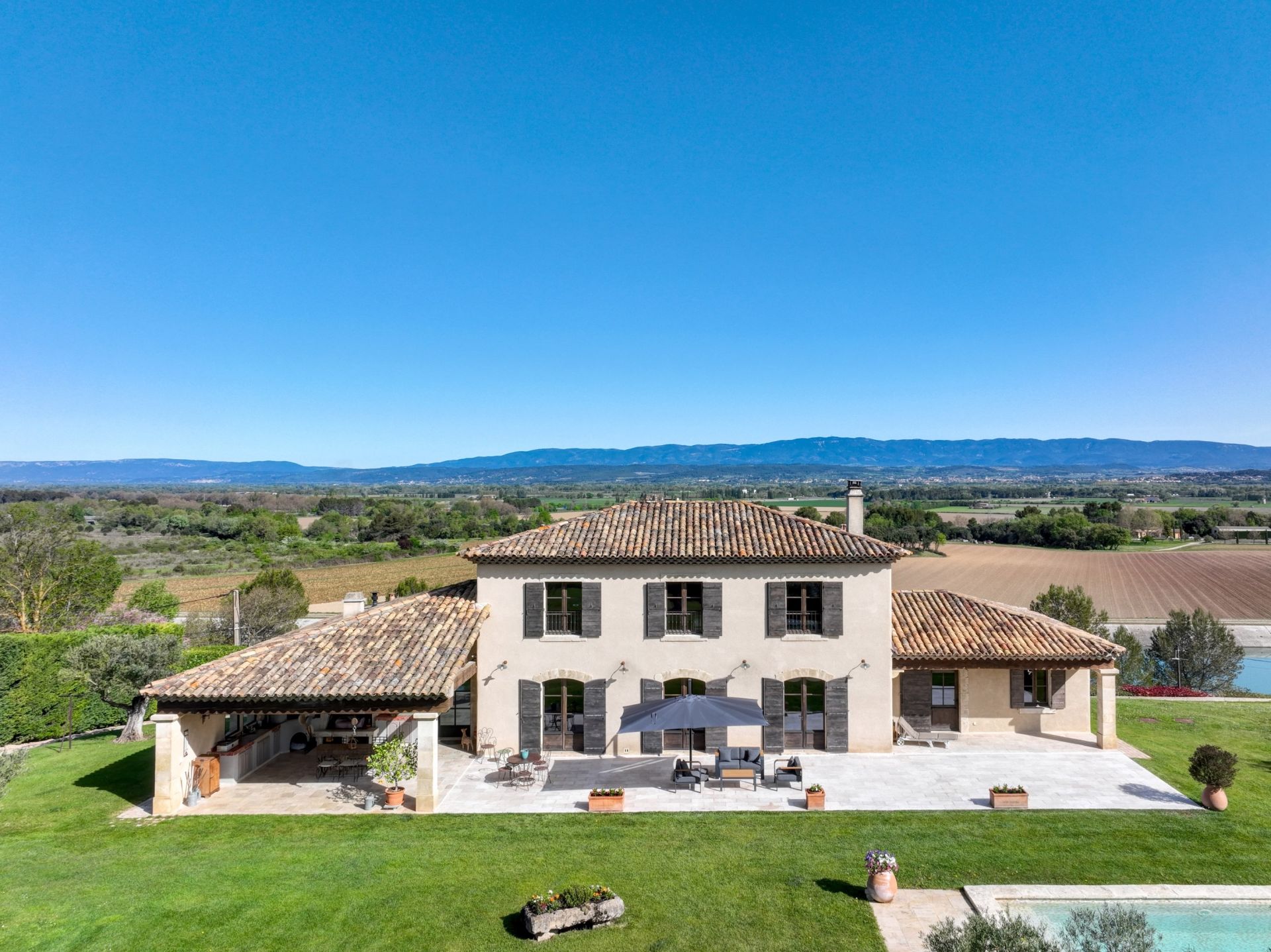 maison de luxe 8 Pièces en vente sur MEYRARGUES (13650)